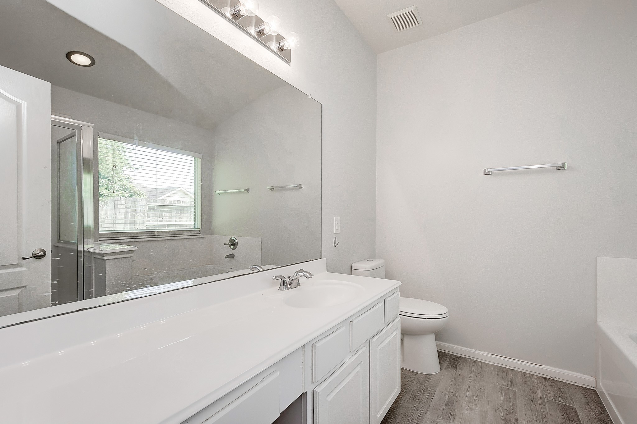 5506 Gable Meadows Drive Property Photo 16