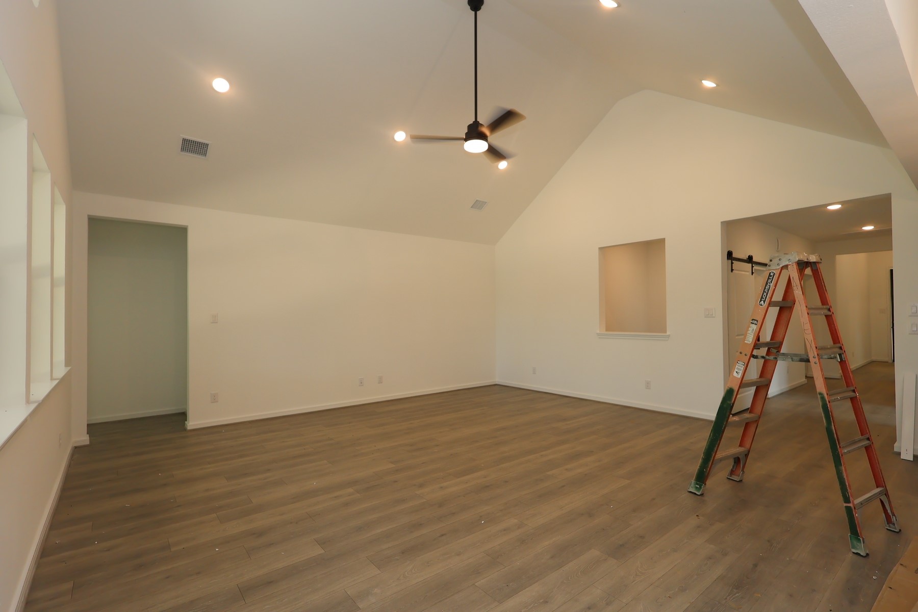 129 Roebuck Lane Property Photo 7
