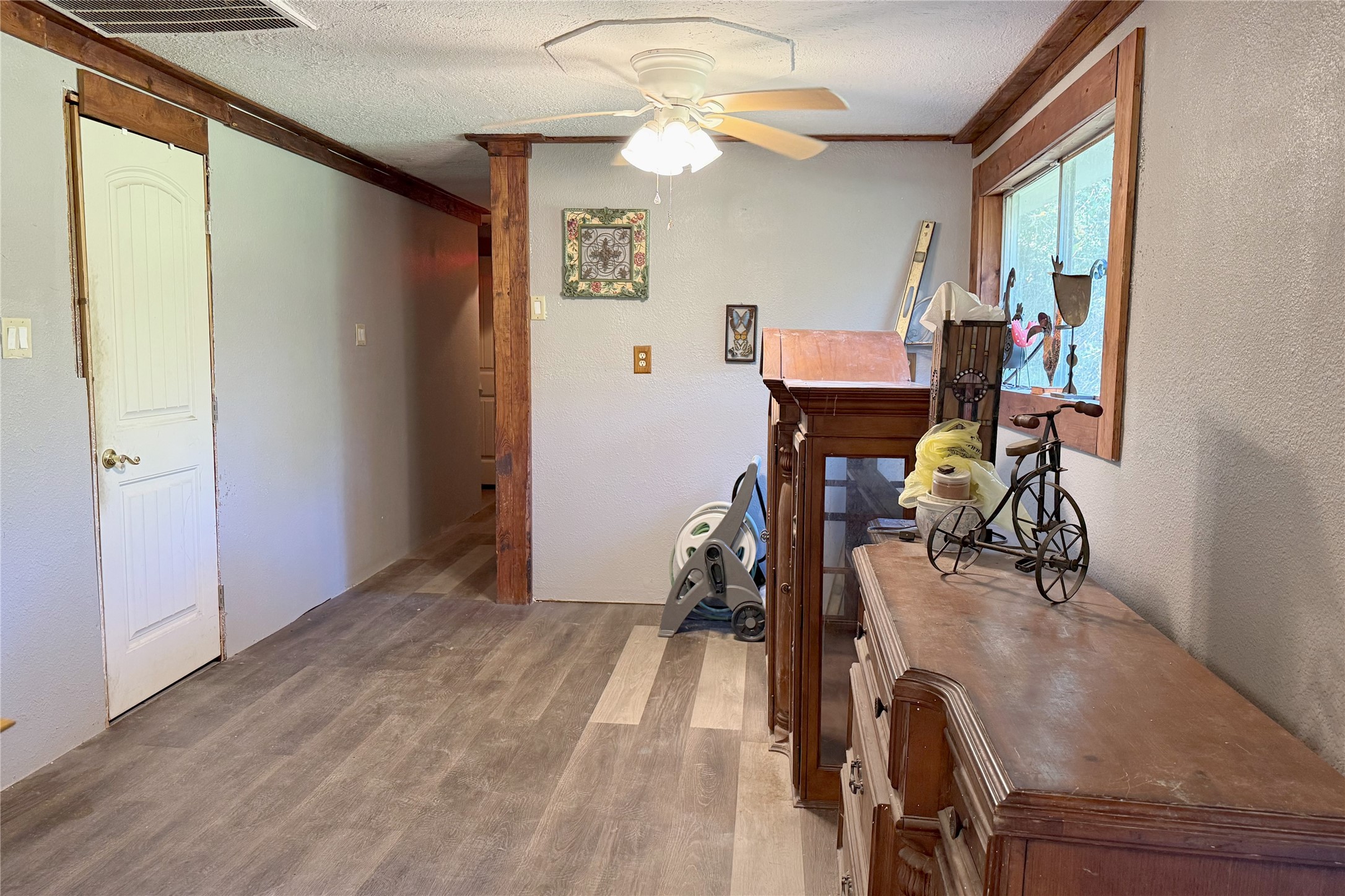 420 County Road 3706a Property Photo 6