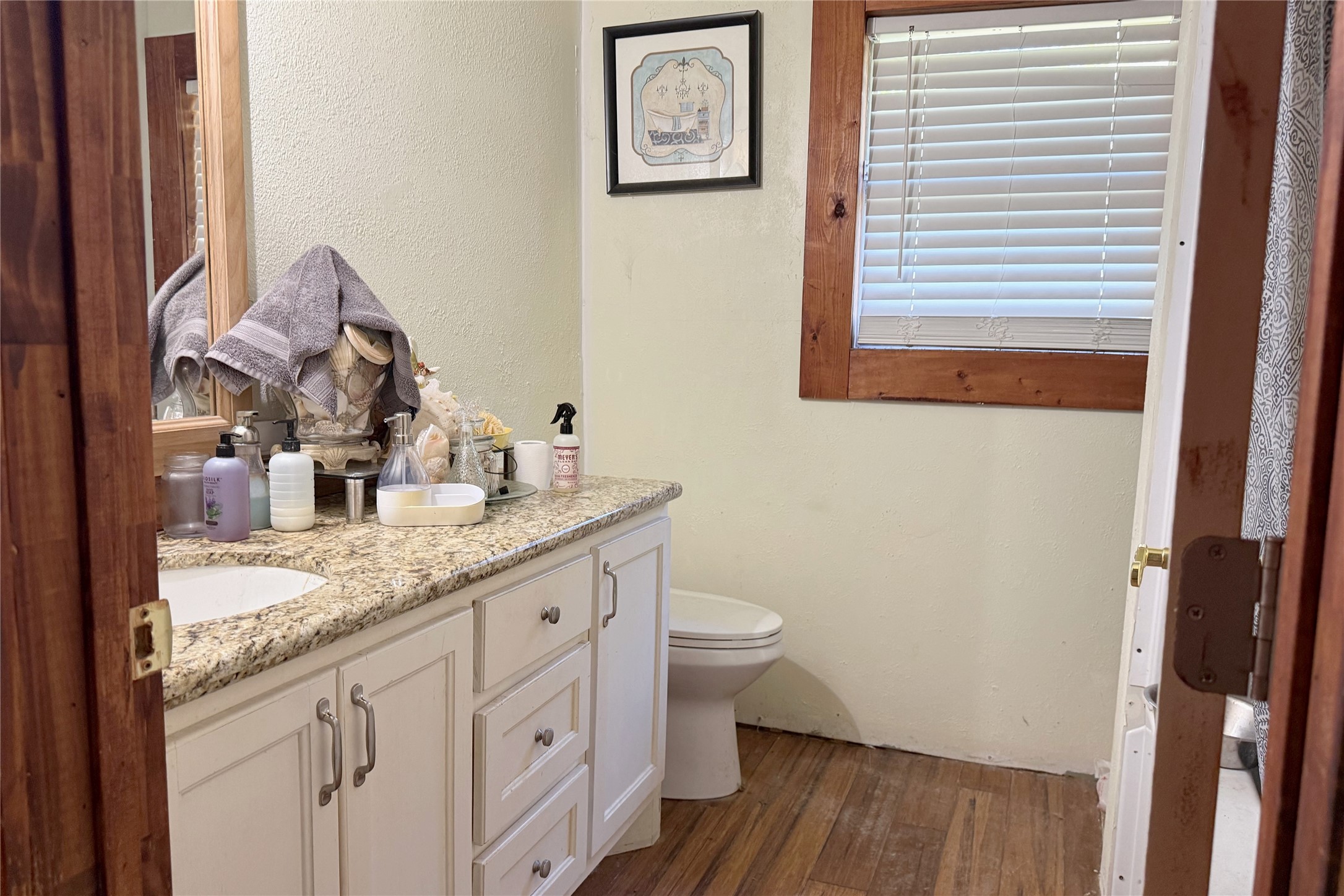 420 County Road 3706a Property Photo 8