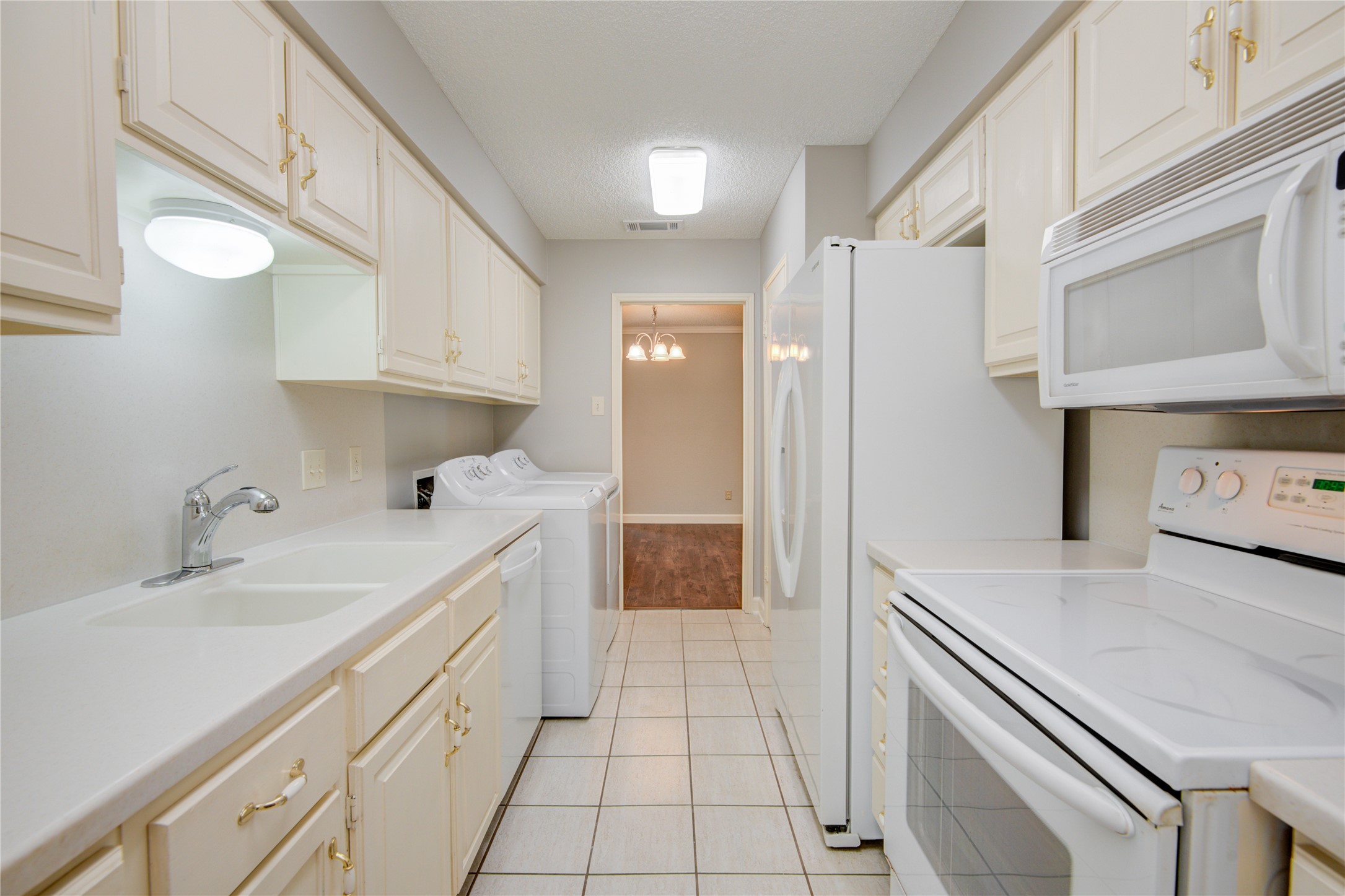 14529 Misty Meadow Lane Property Photo 18