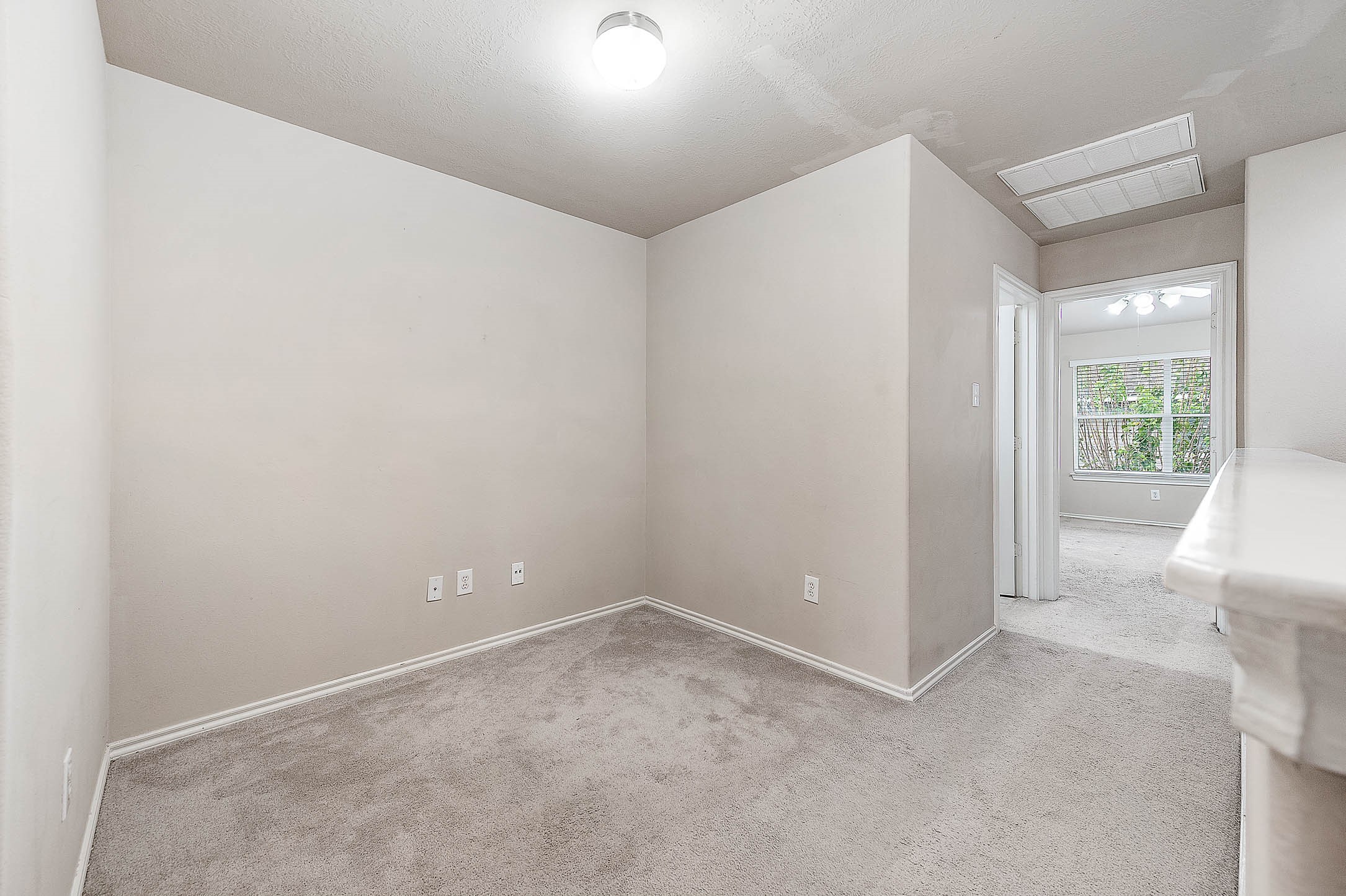 12415 Oriole Lake Way Property Photo 16