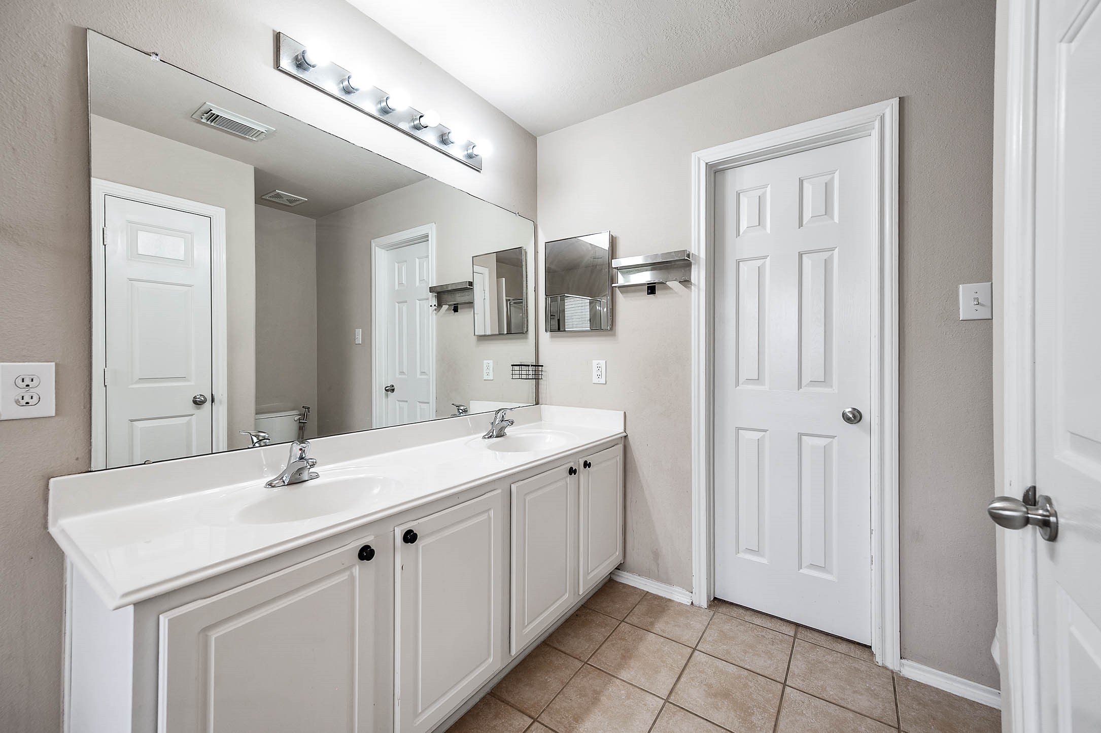 12415 Oriole Lake Way Property Photo 23