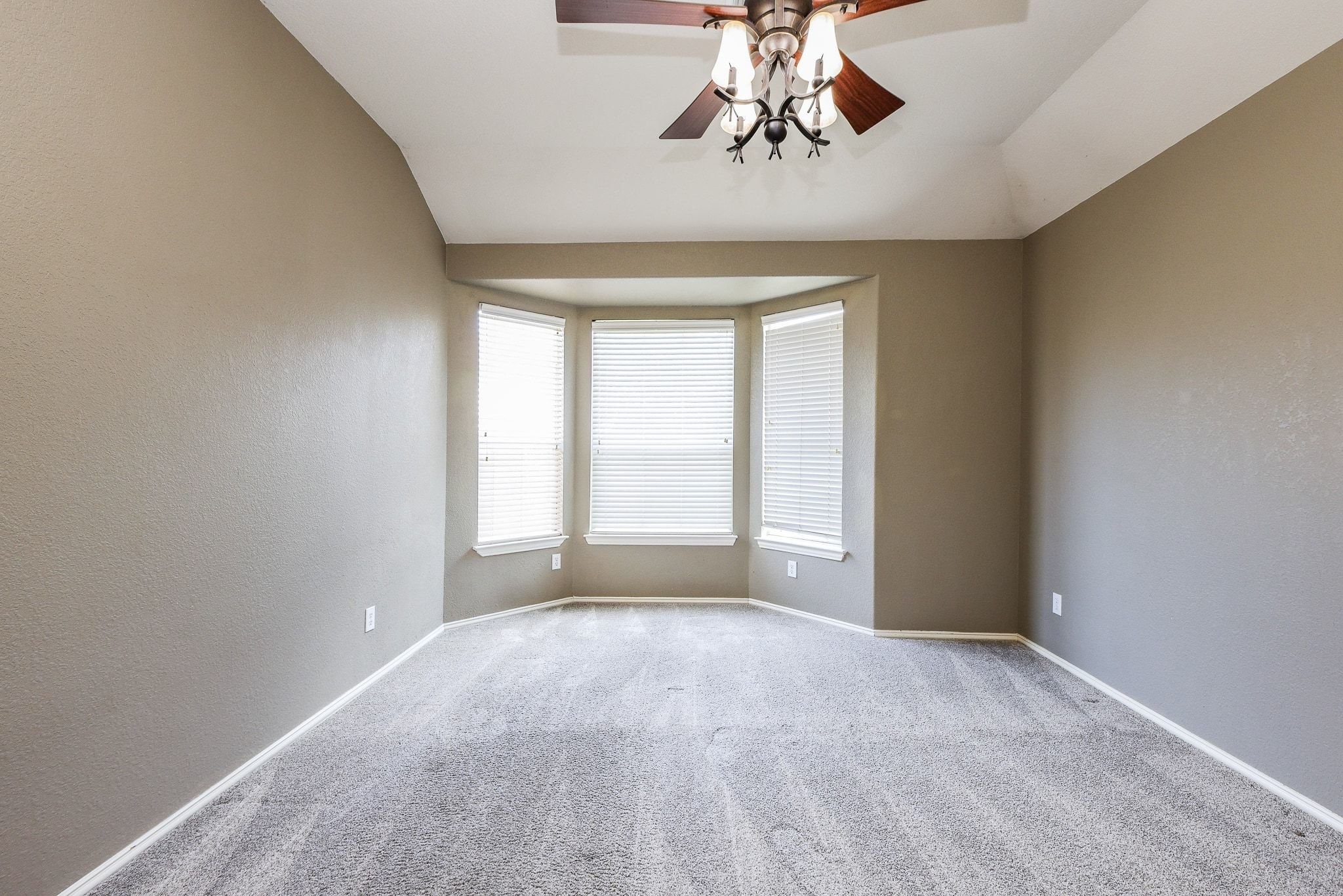 9626 Red Rugosa Drive Property Photo 25