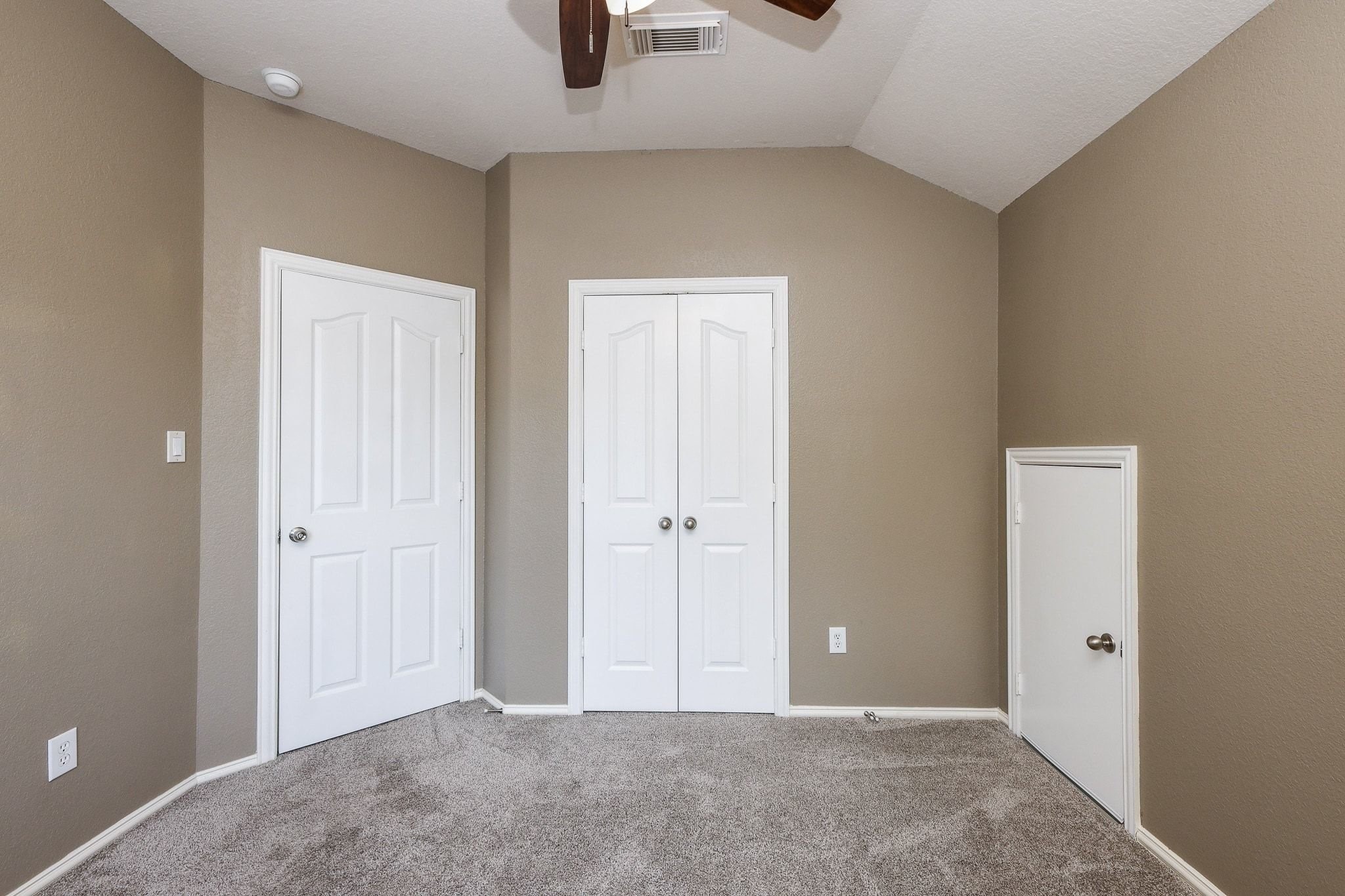 9626 Red Rugosa Drive Property Photo 29