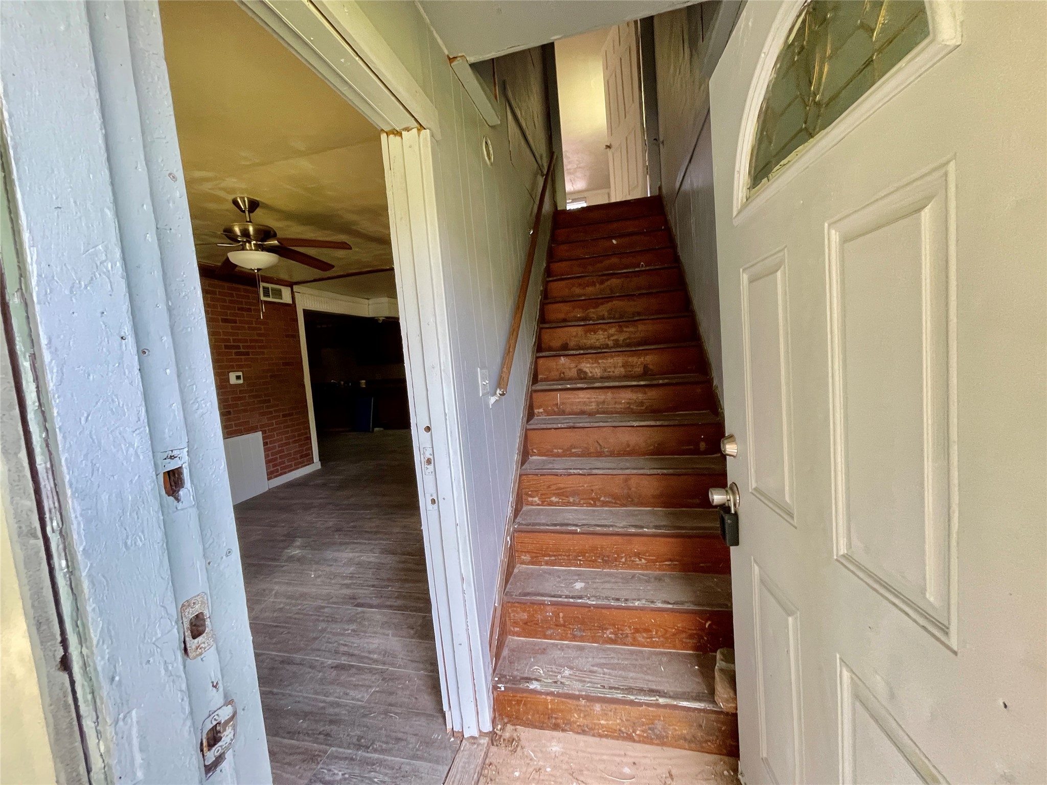 518 S Kansas Street Property Photo 3
