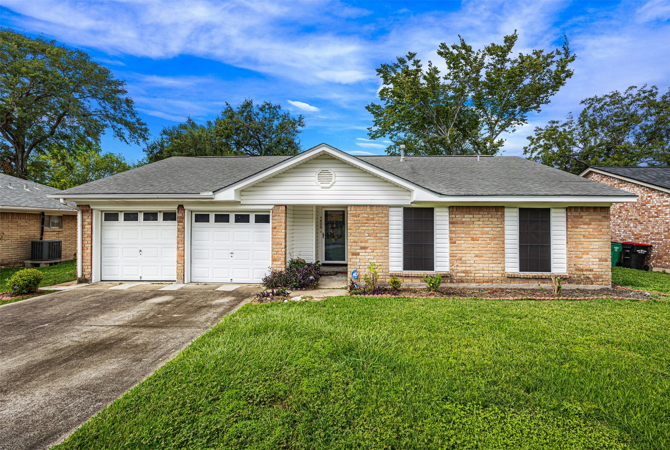 5406 Hazel Street Property Photo 1