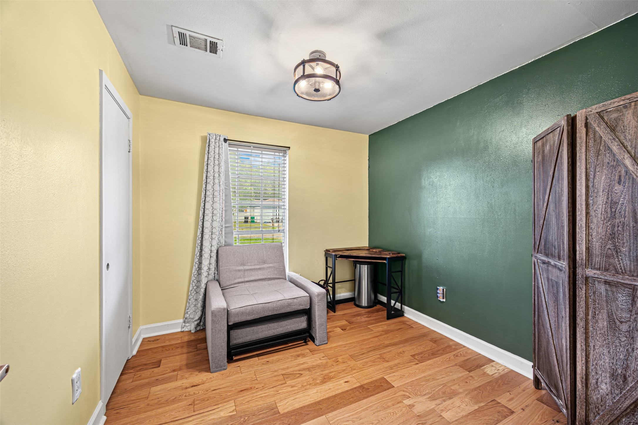 5406 Hazel Street Property Photo 14