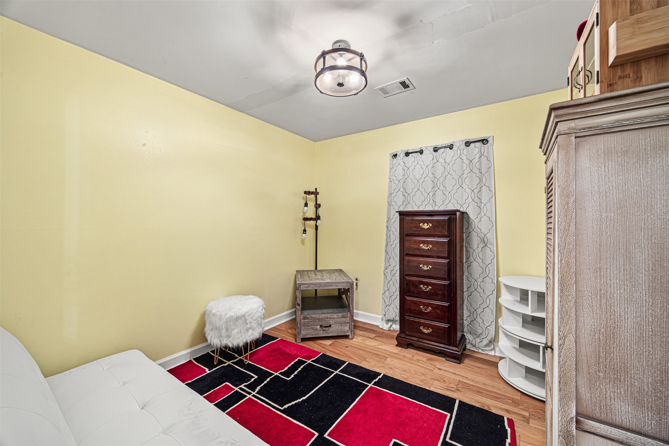 5406 Hazel Street Property Photo 15