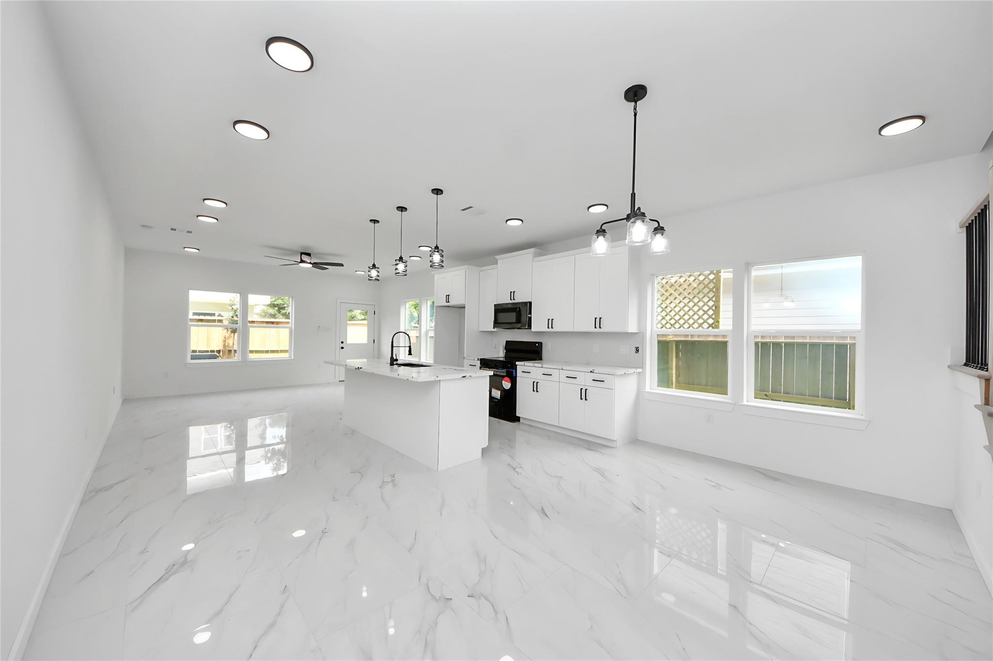 8023 Brandon Street, Houston TX 77051 Property Photo 1