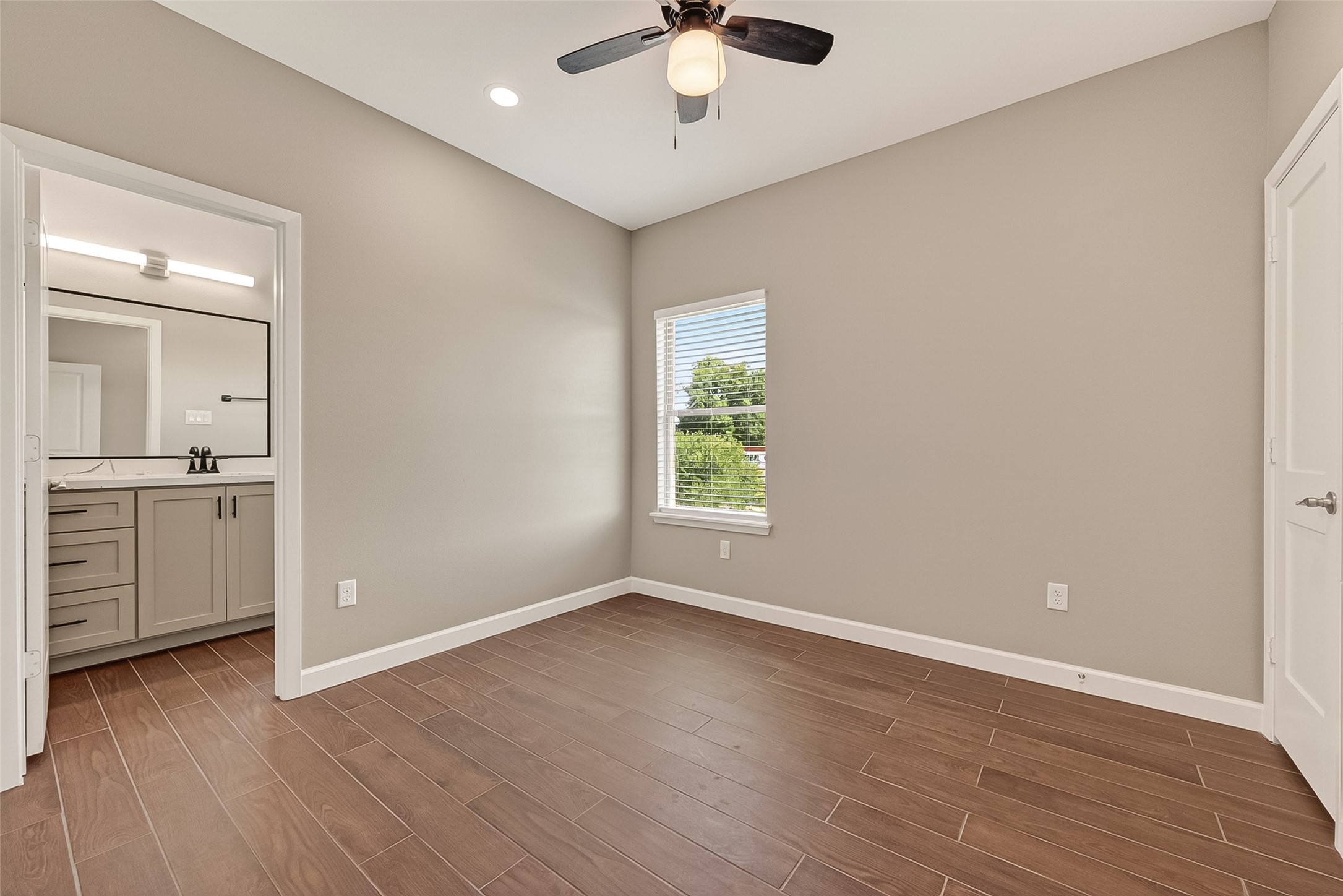 8321 Coma Street Property Photo 16