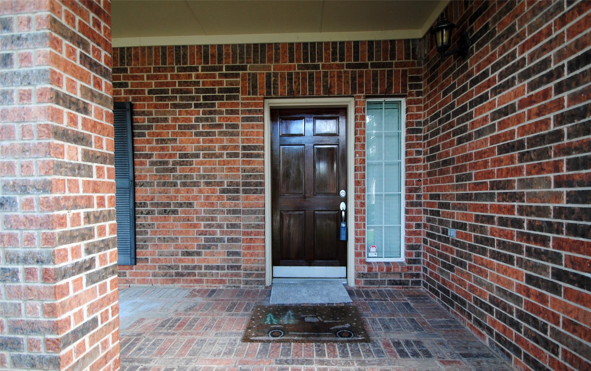 6123 Baron Hill Lane Property Photo 3