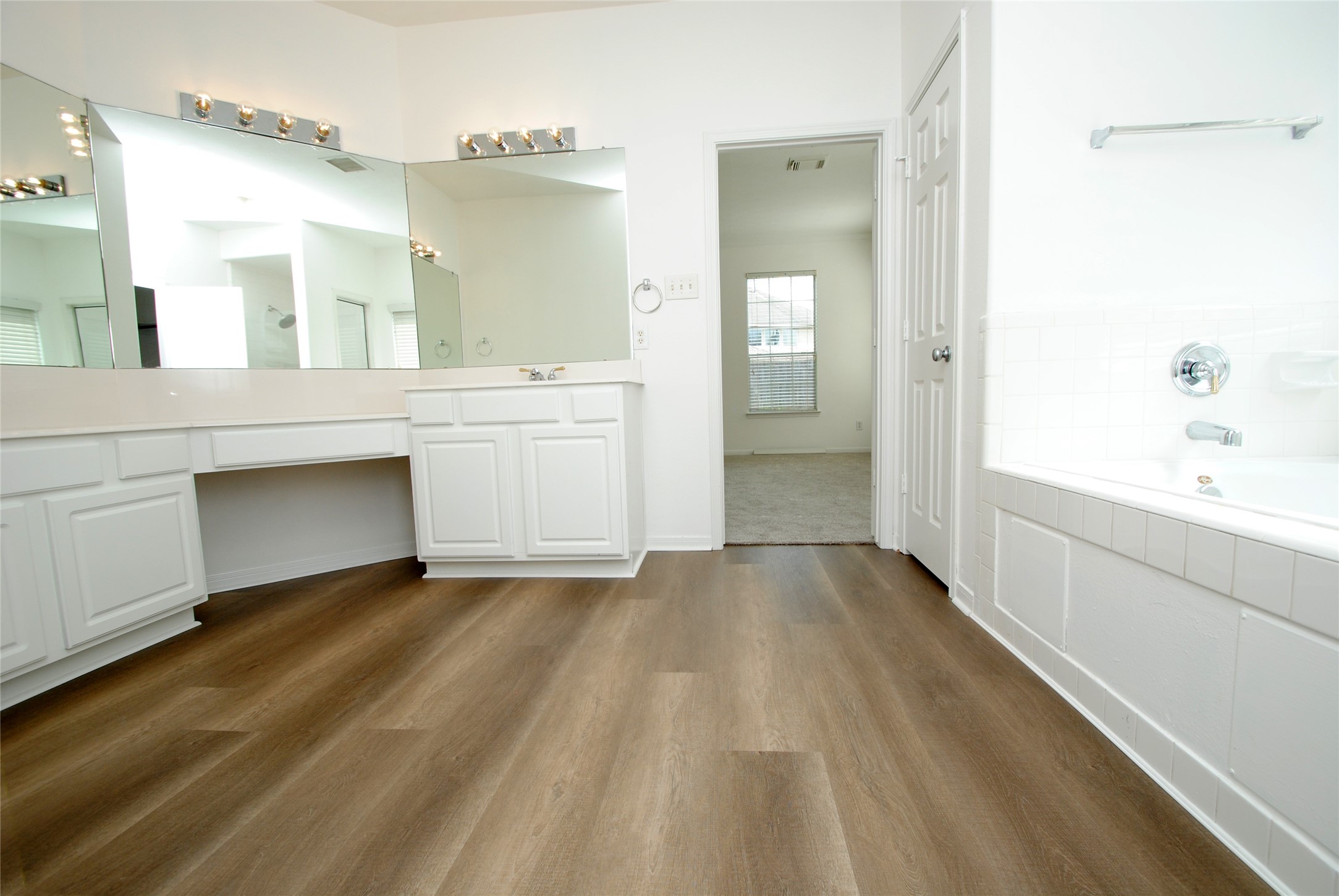 6123 Baron Hill Lane Property Photo 22
