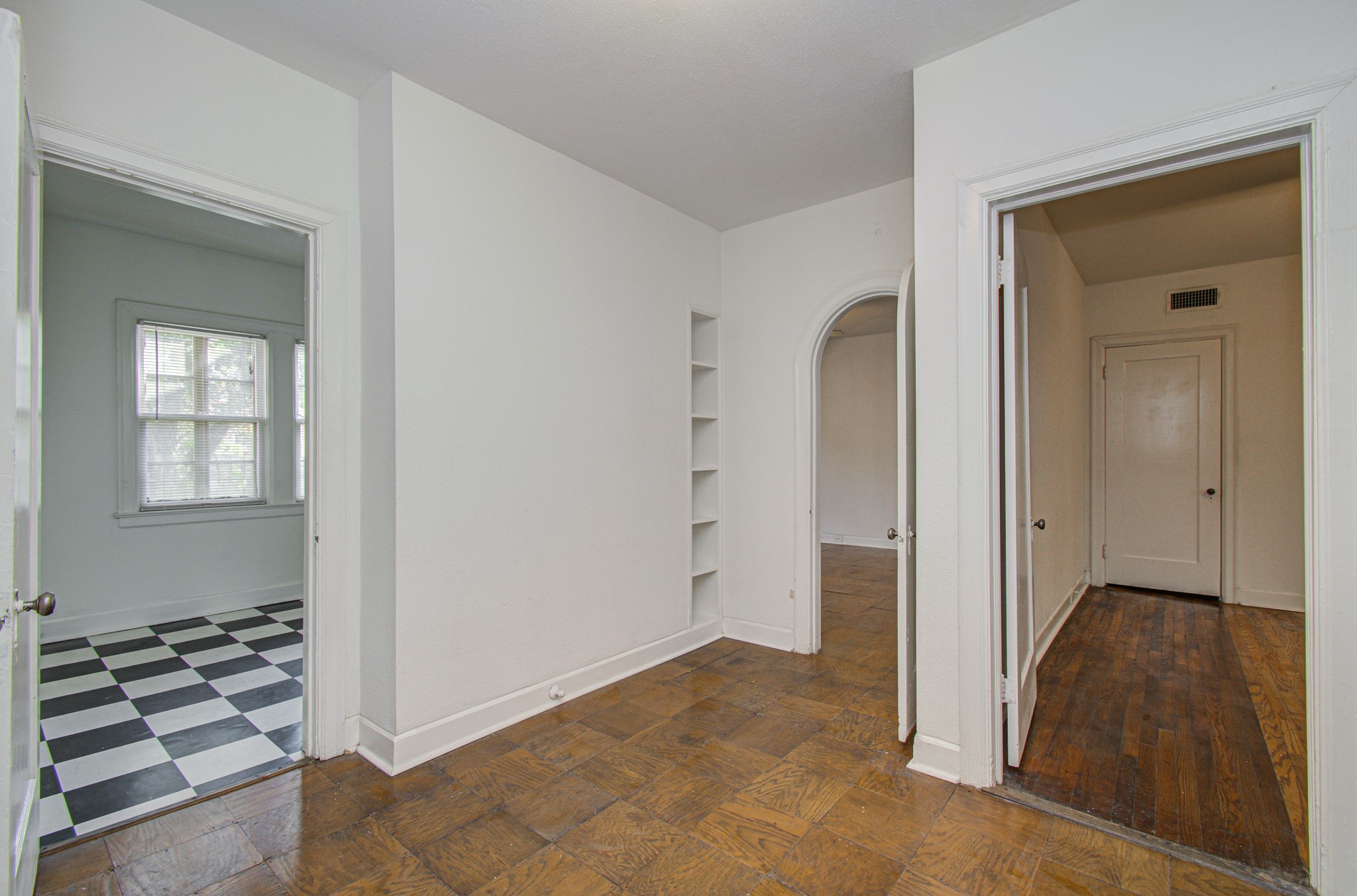 4802 La Branch Street Property Photo 26
