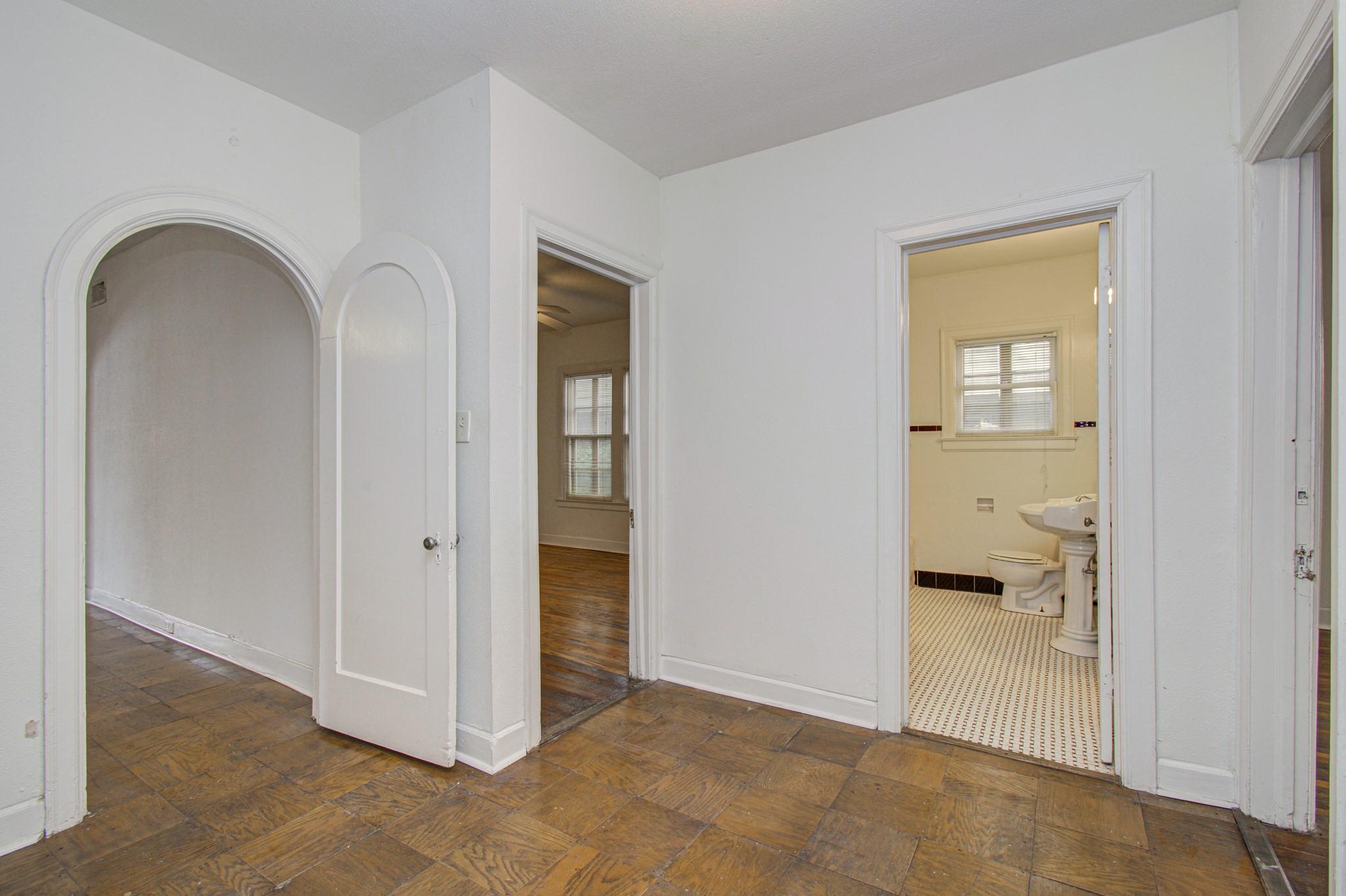 4802 La Branch Street Property Photo 27