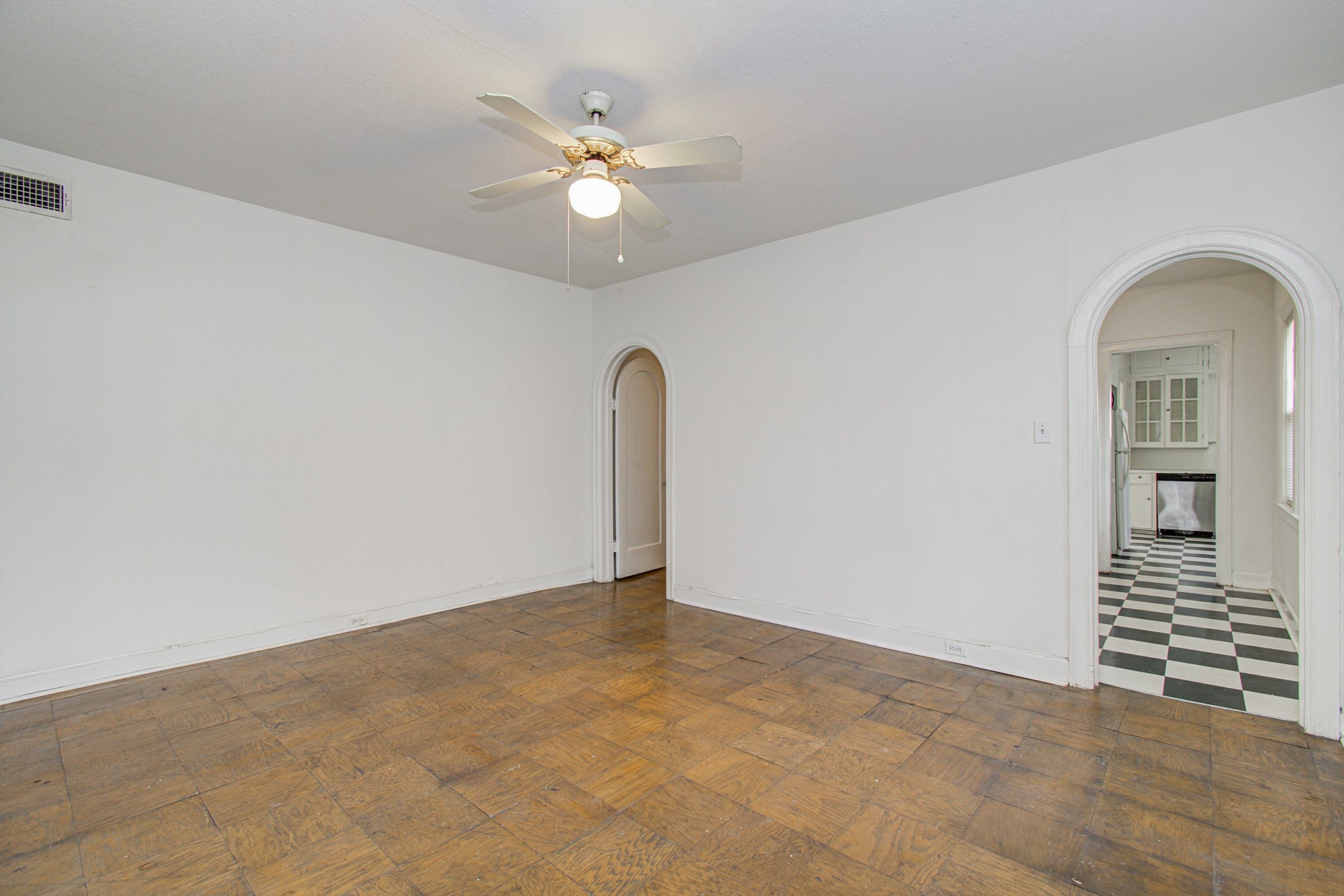 4802 La Branch Street Property Photo 30