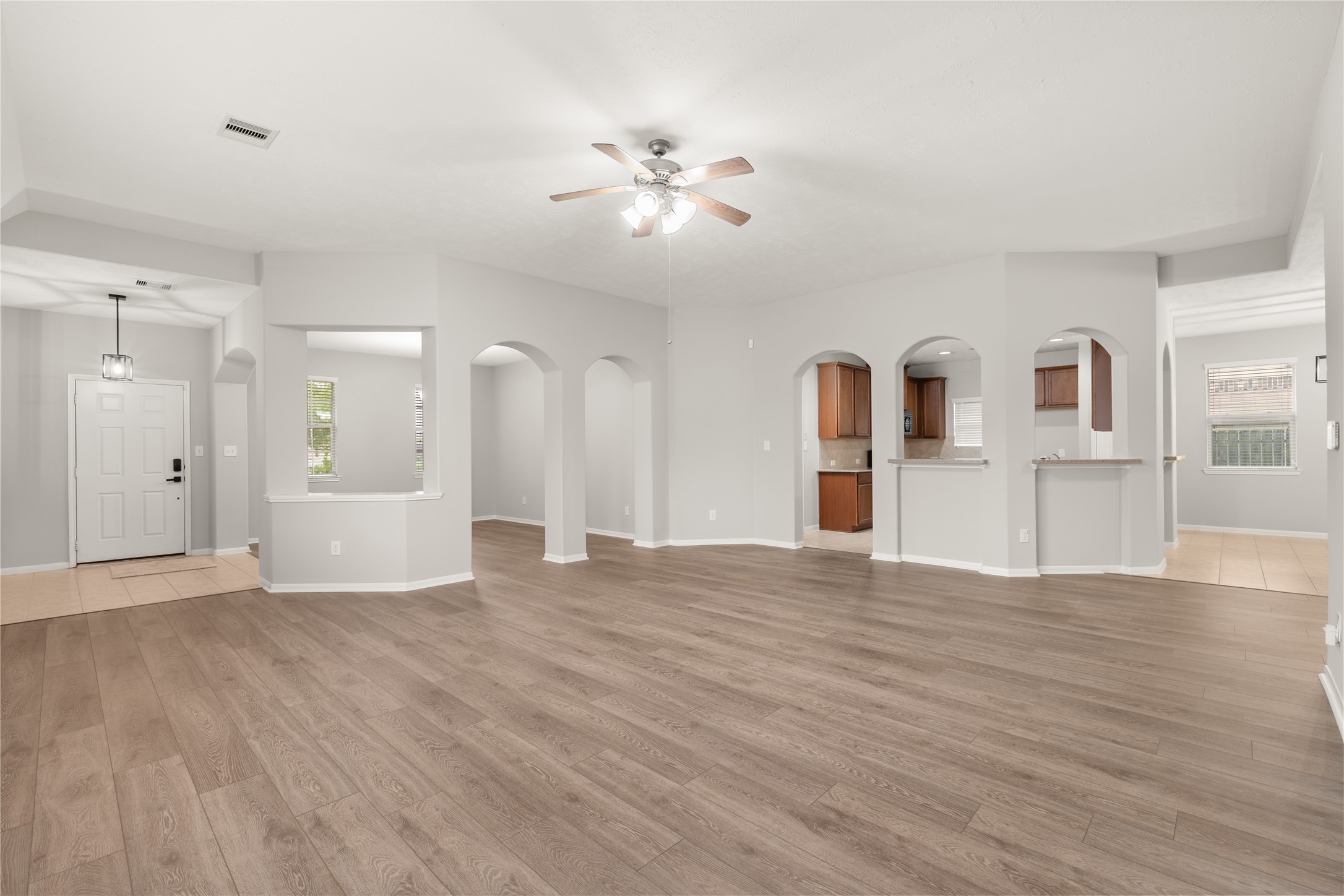 13602 Kodiak Brown Bear Street Property Photo 10