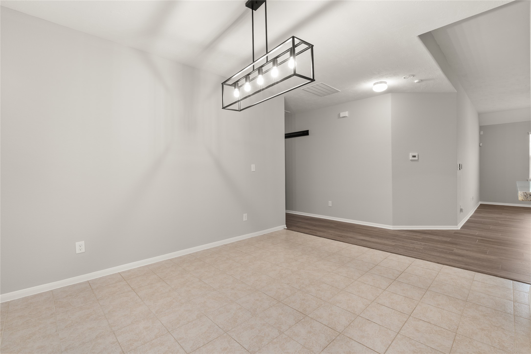 13602 Kodiak Brown Bear Street Property Photo 18