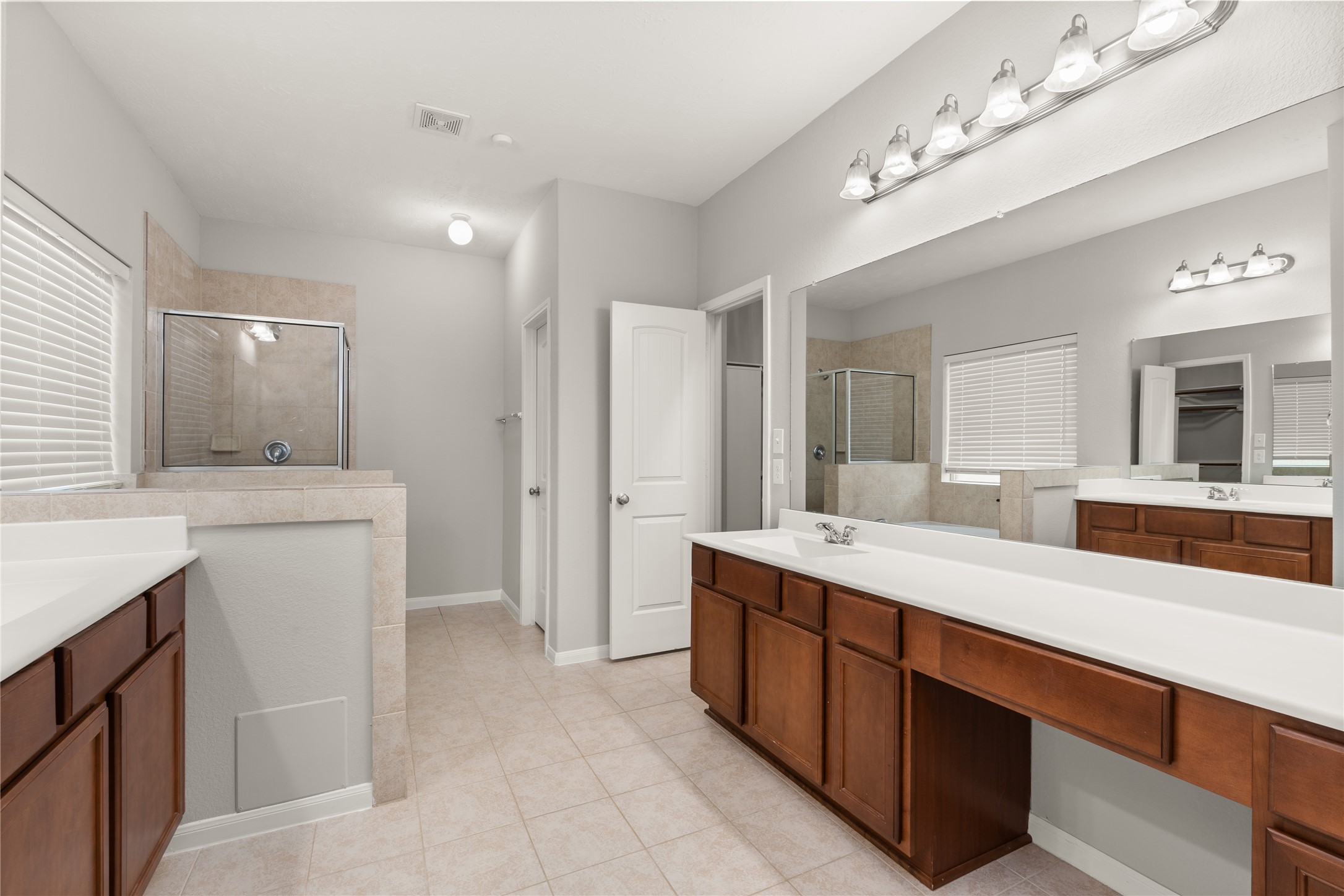 13602 Kodiak Brown Bear Street Property Photo 23