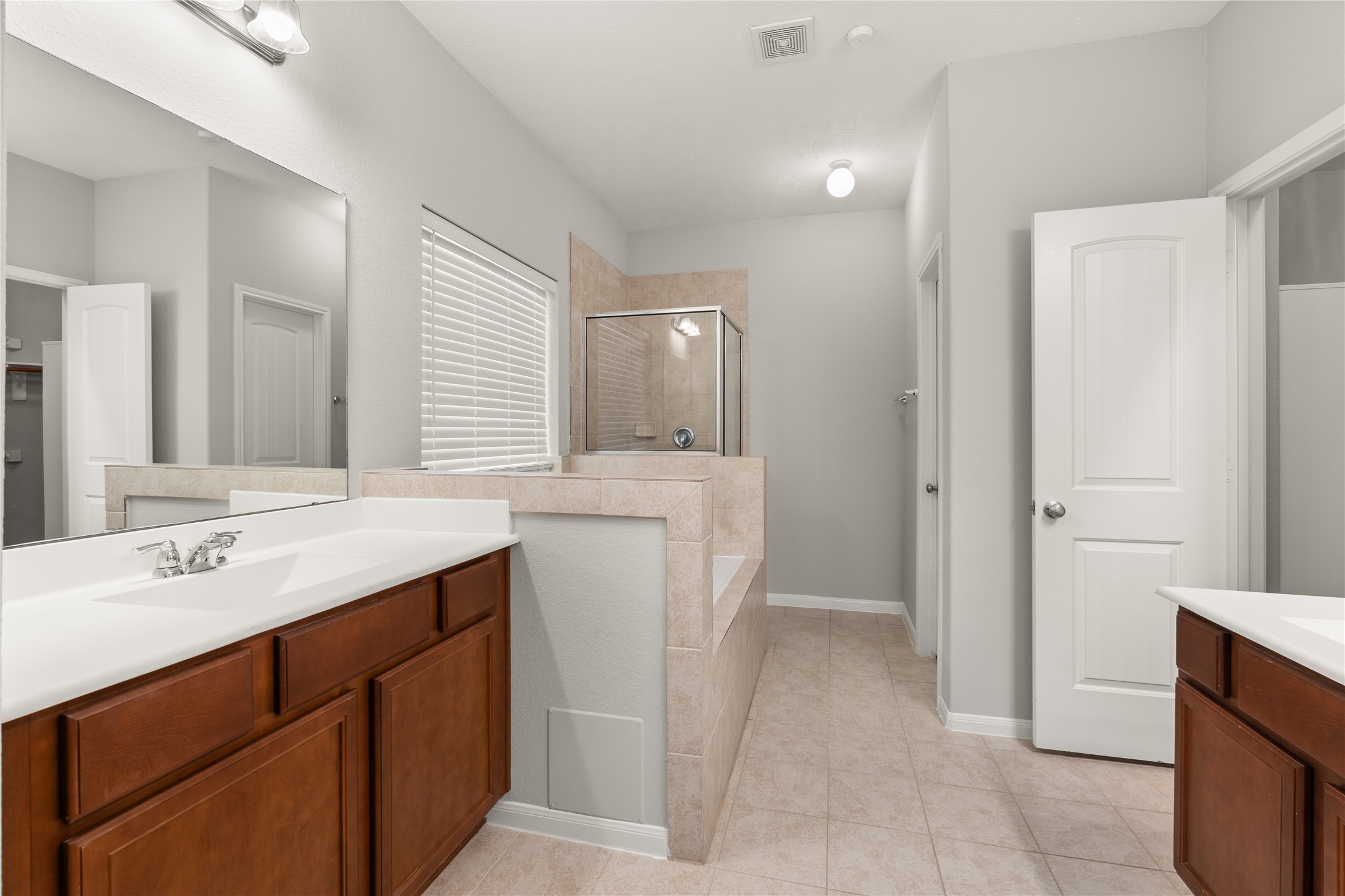 13602 Kodiak Brown Bear Street Property Photo 24