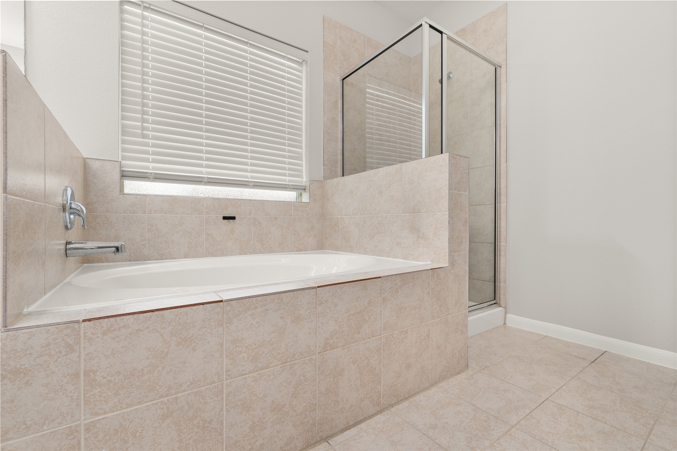 13602 Kodiak Brown Bear Street Property Photo 26