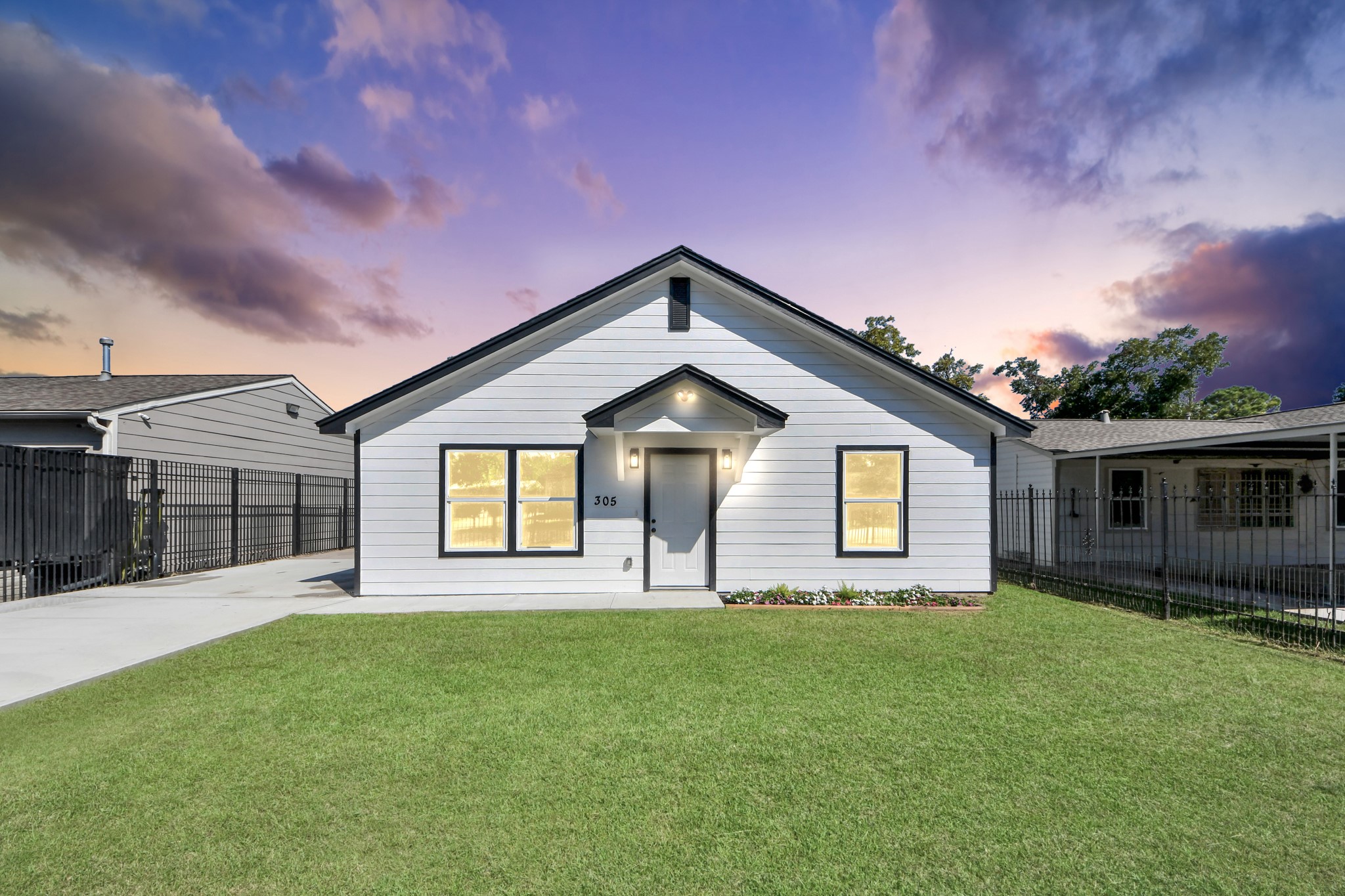 305 Mayford Street Property Photo 1