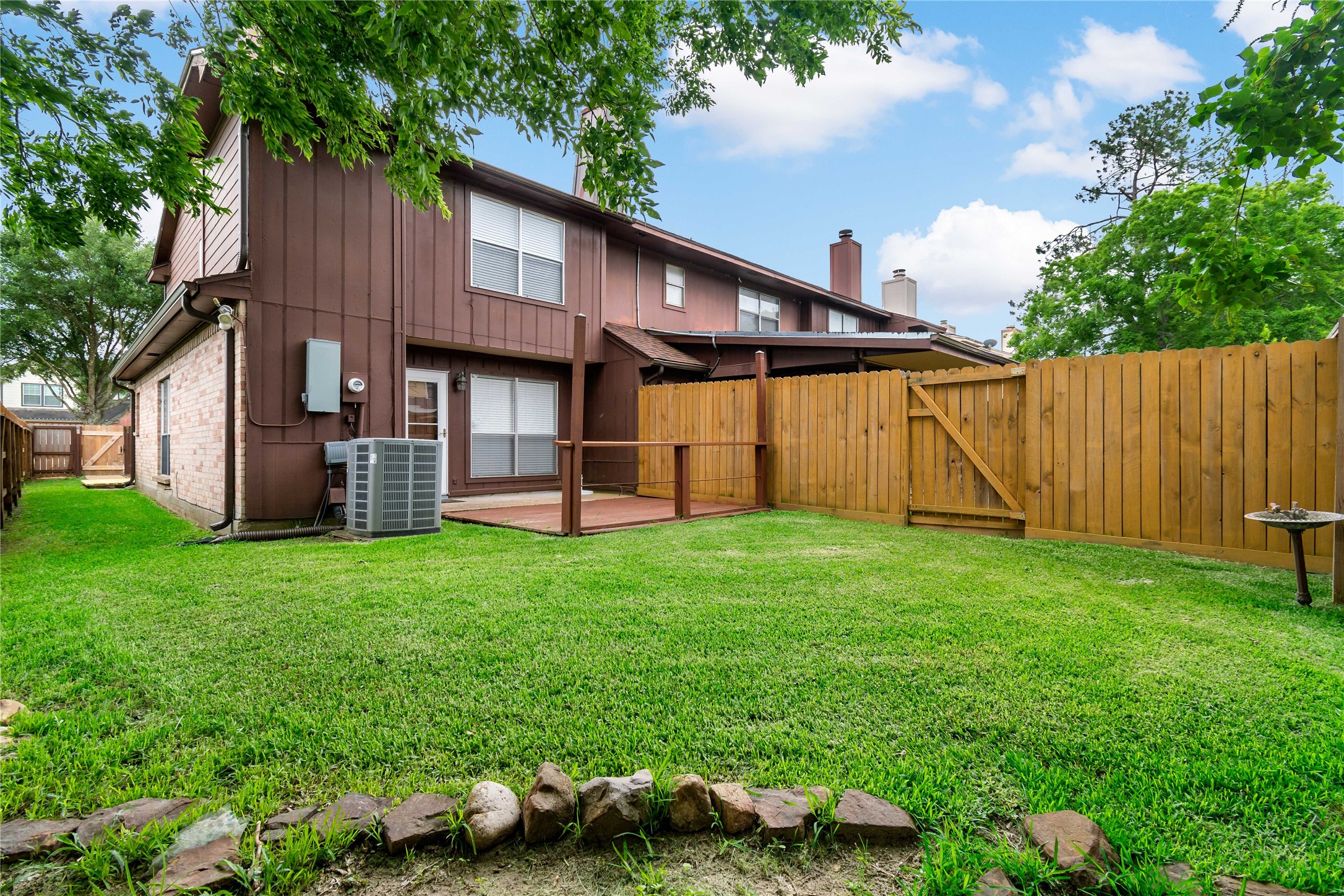 542 Birdsong Drive Property Photo 3