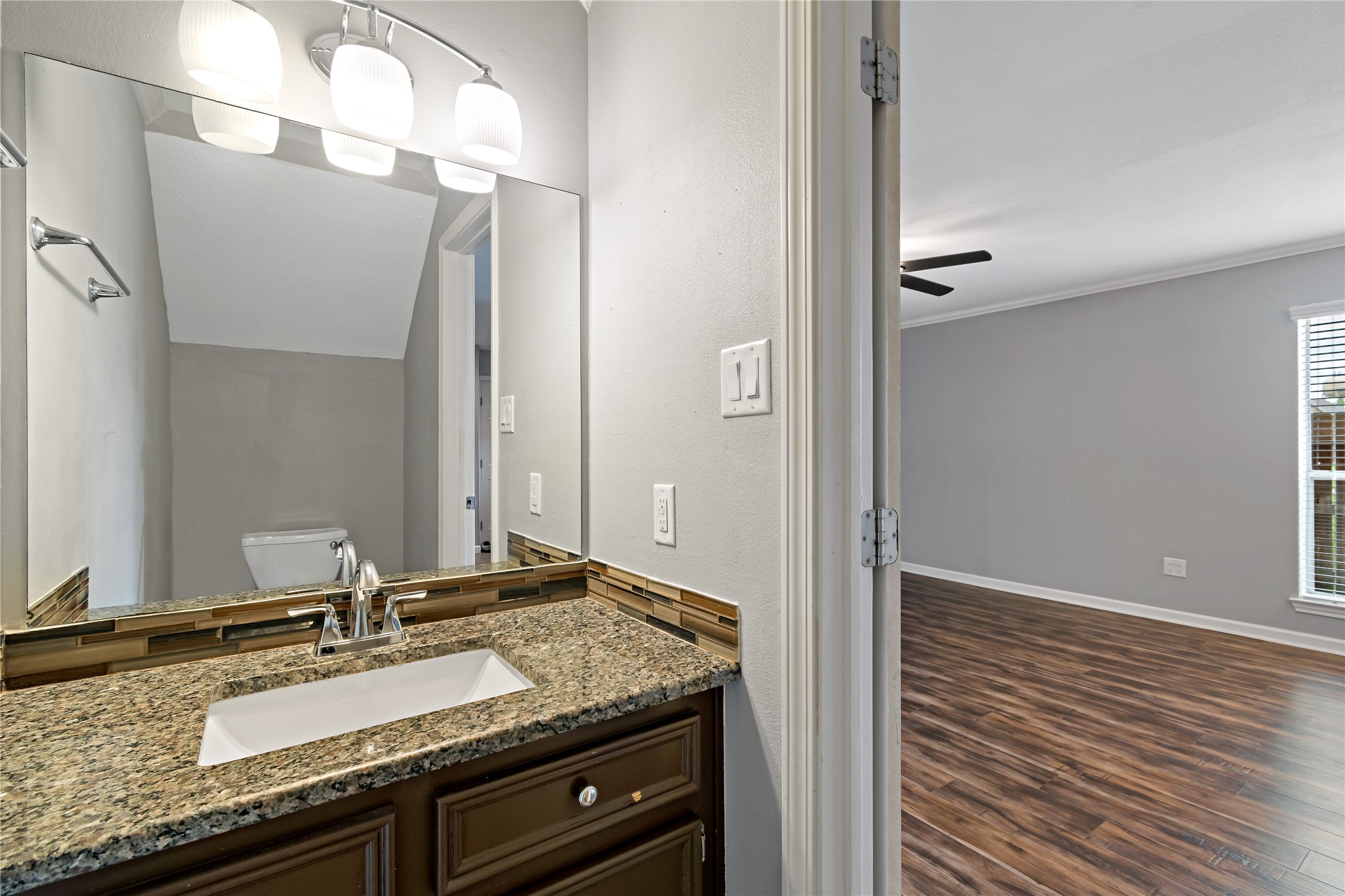 542 Birdsong Drive Property Photo 15