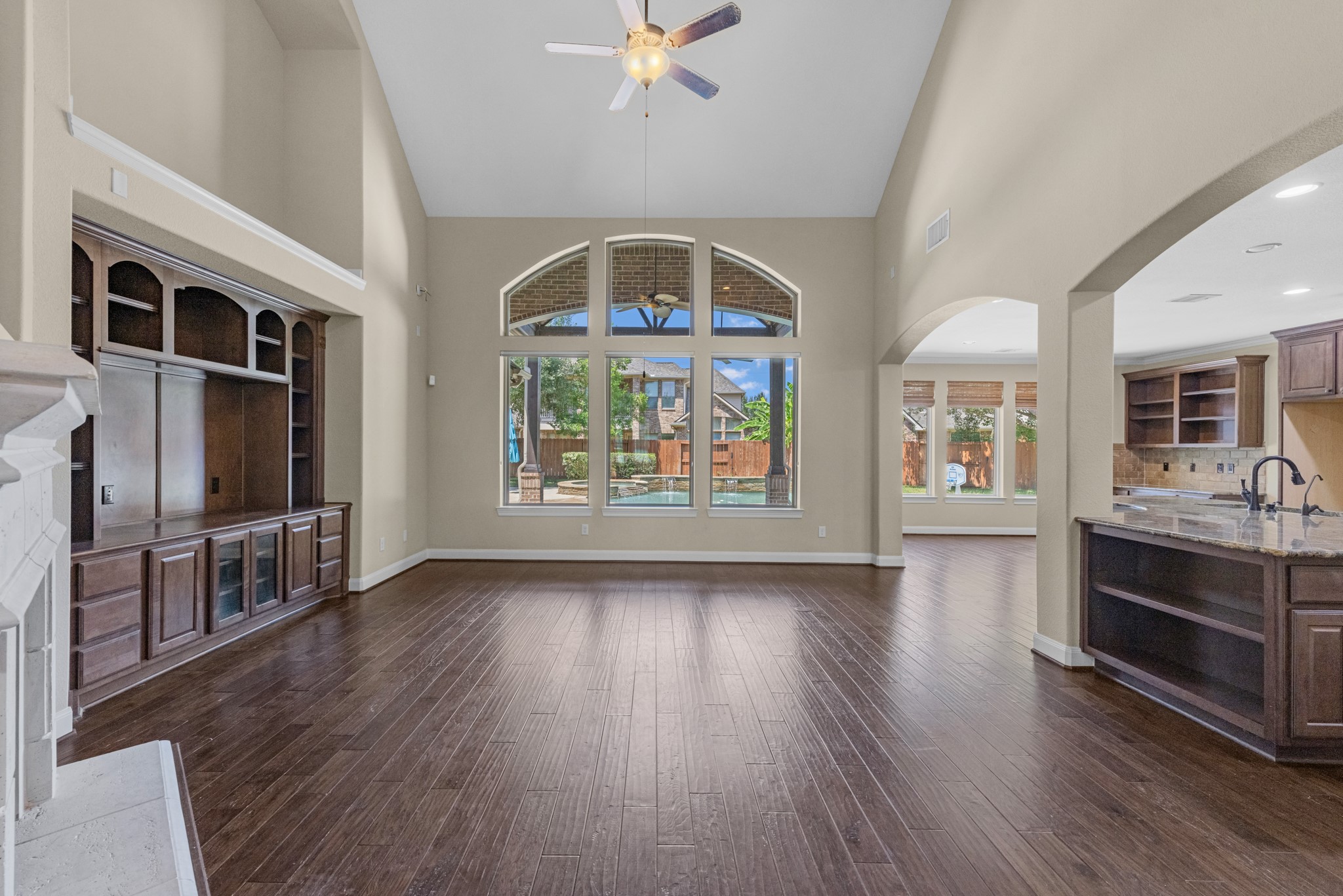 10135 Stafford Hill Cove Property Photo 9