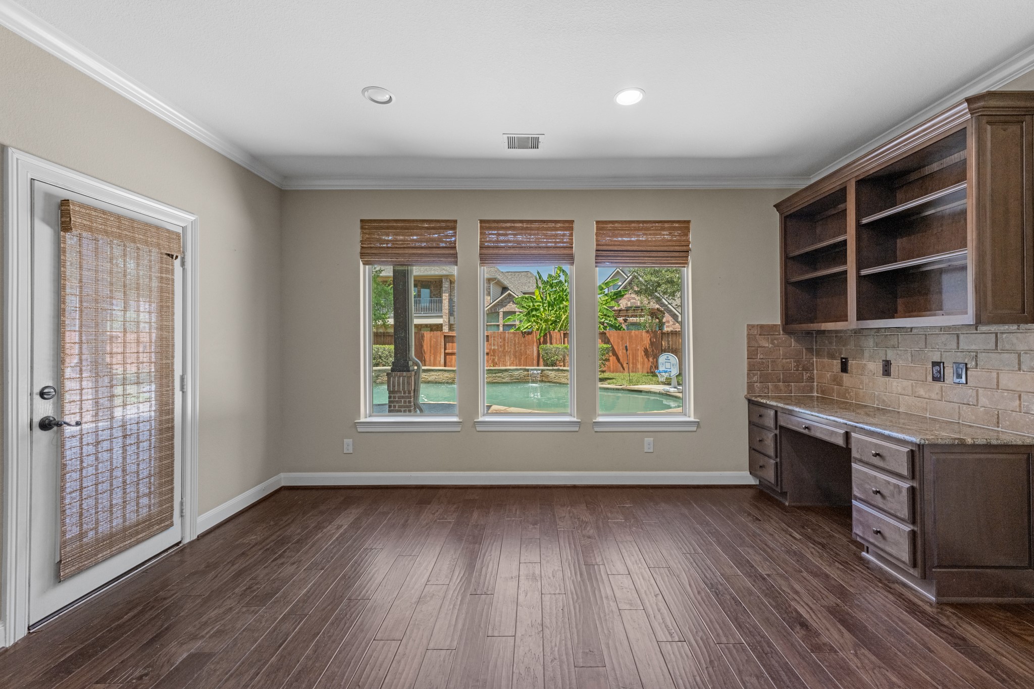 10135 Stafford Hill Cove Property Photo 16
