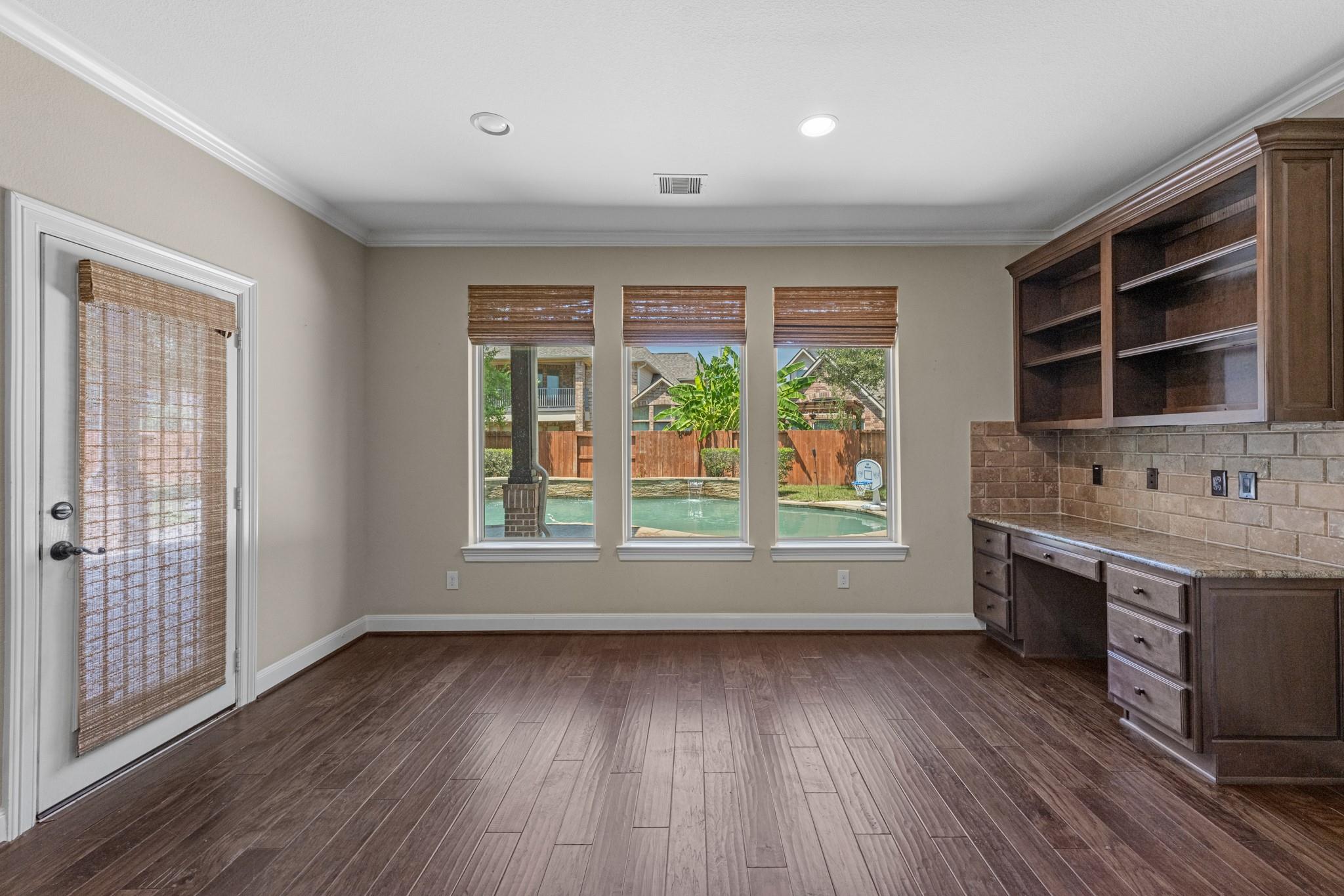 10135 Stafford Hill Cove Property Photo 16