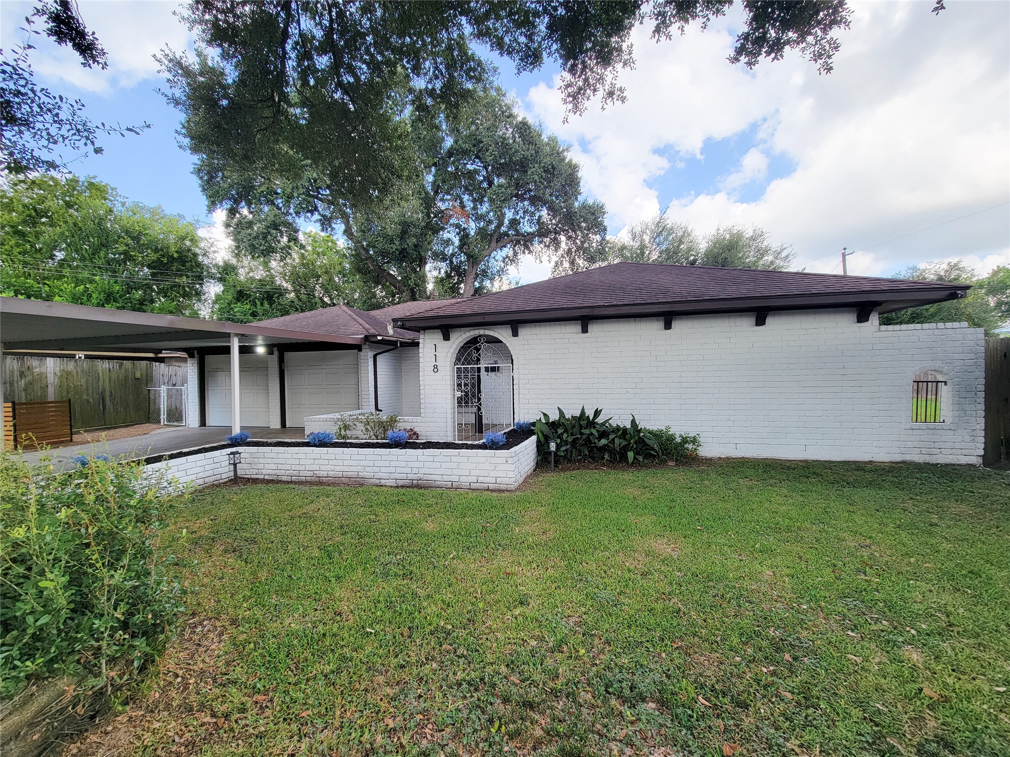 118 W Vashti Drive Property Photo