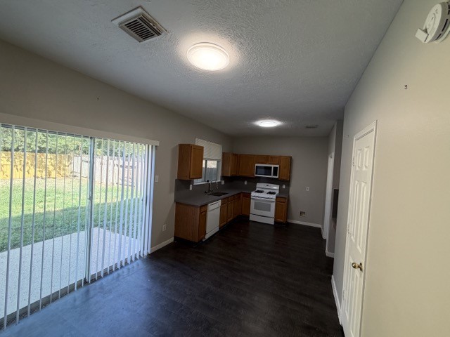 22018 Willow Shadows Property Photo 6