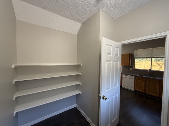 22018 Willow Shadows Property Photo 8