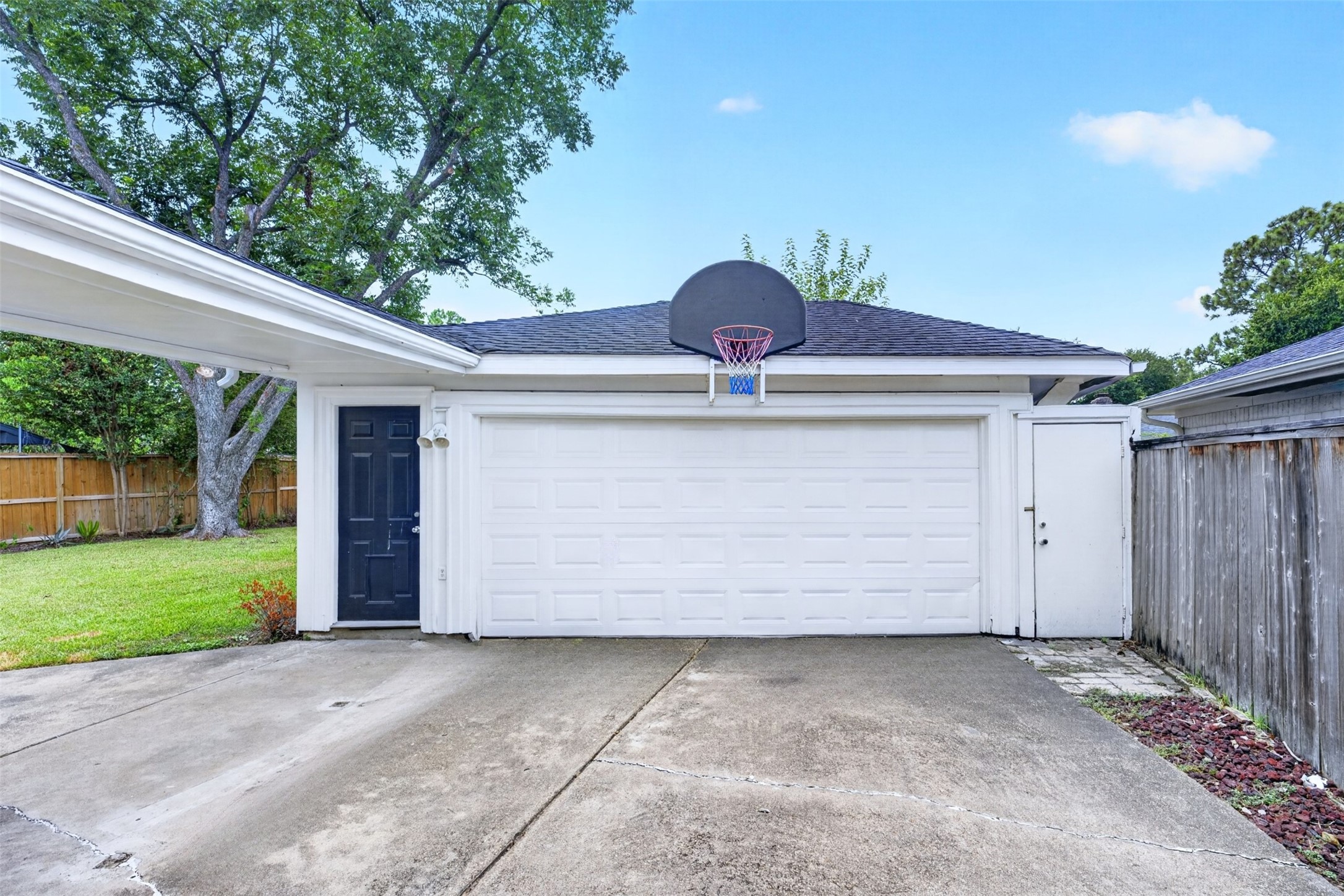 12823 Westhorpe Drive Property Photo 24