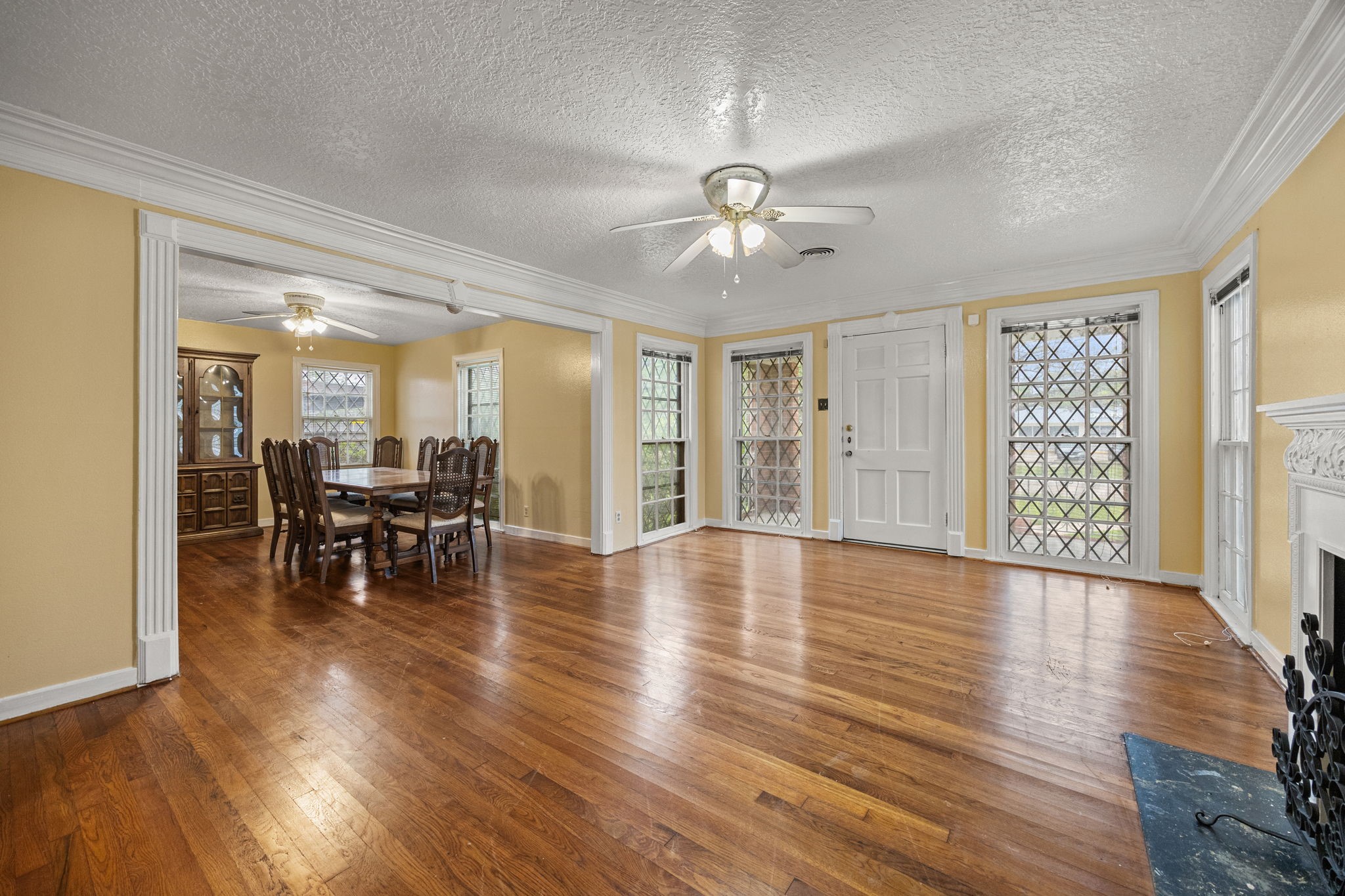 5201 Irvington Boulevard Property Photo 9