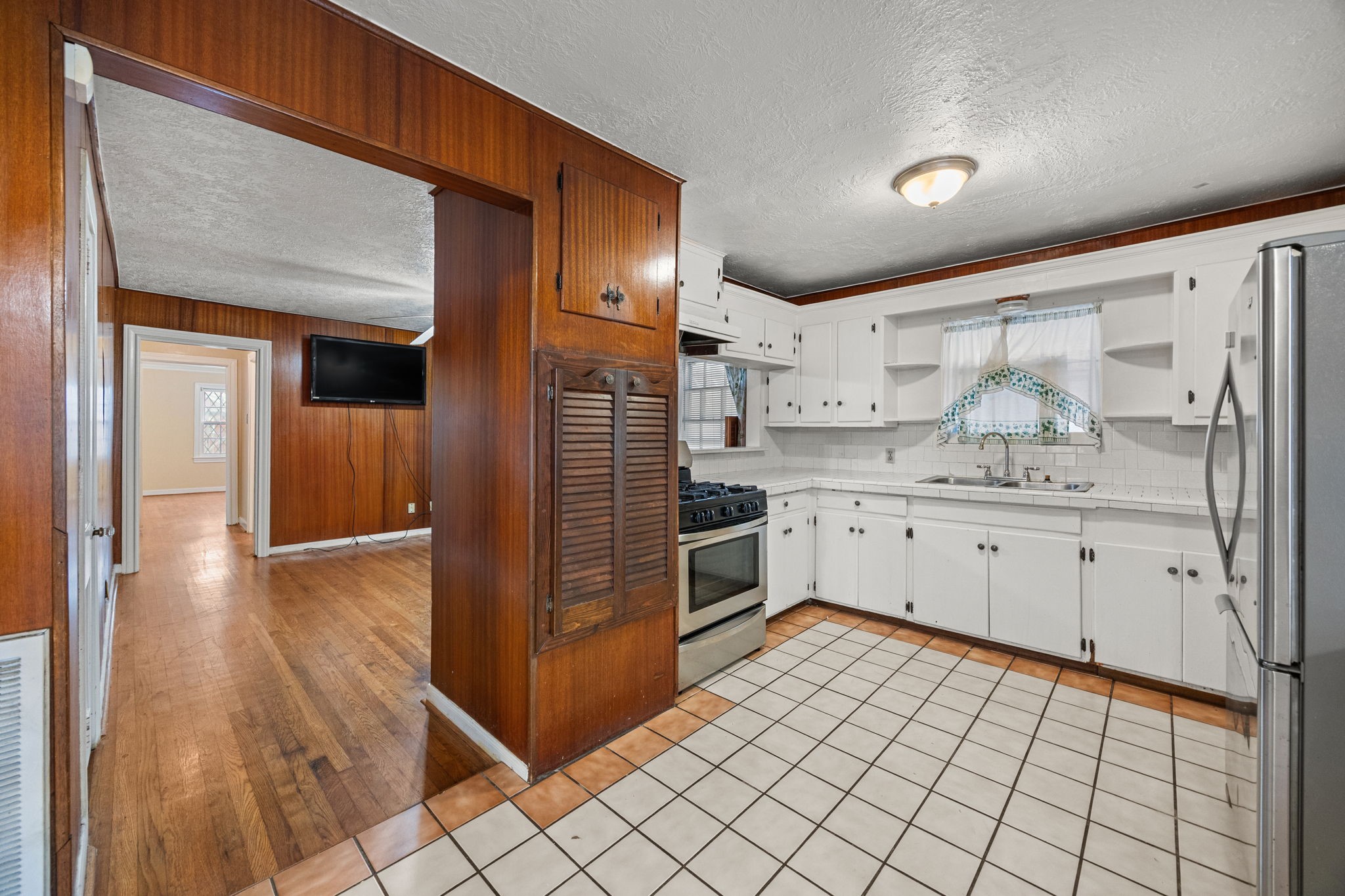 5201 Irvington Boulevard Property Photo 12