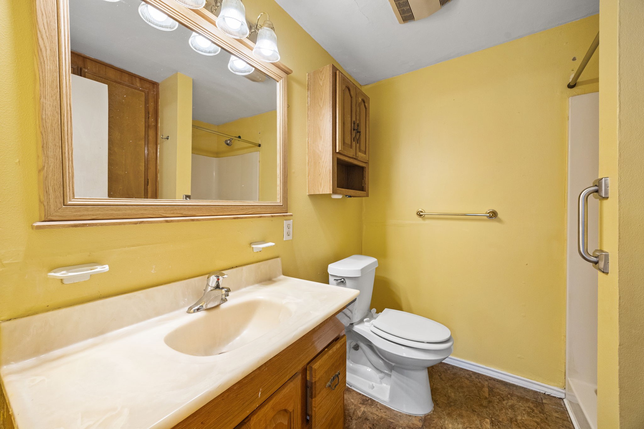 5201 Irvington Boulevard Property Photo 18