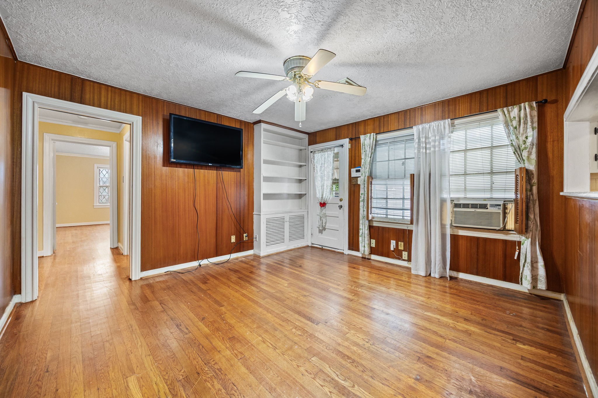 5201 Irvington Boulevard Property Photo 19