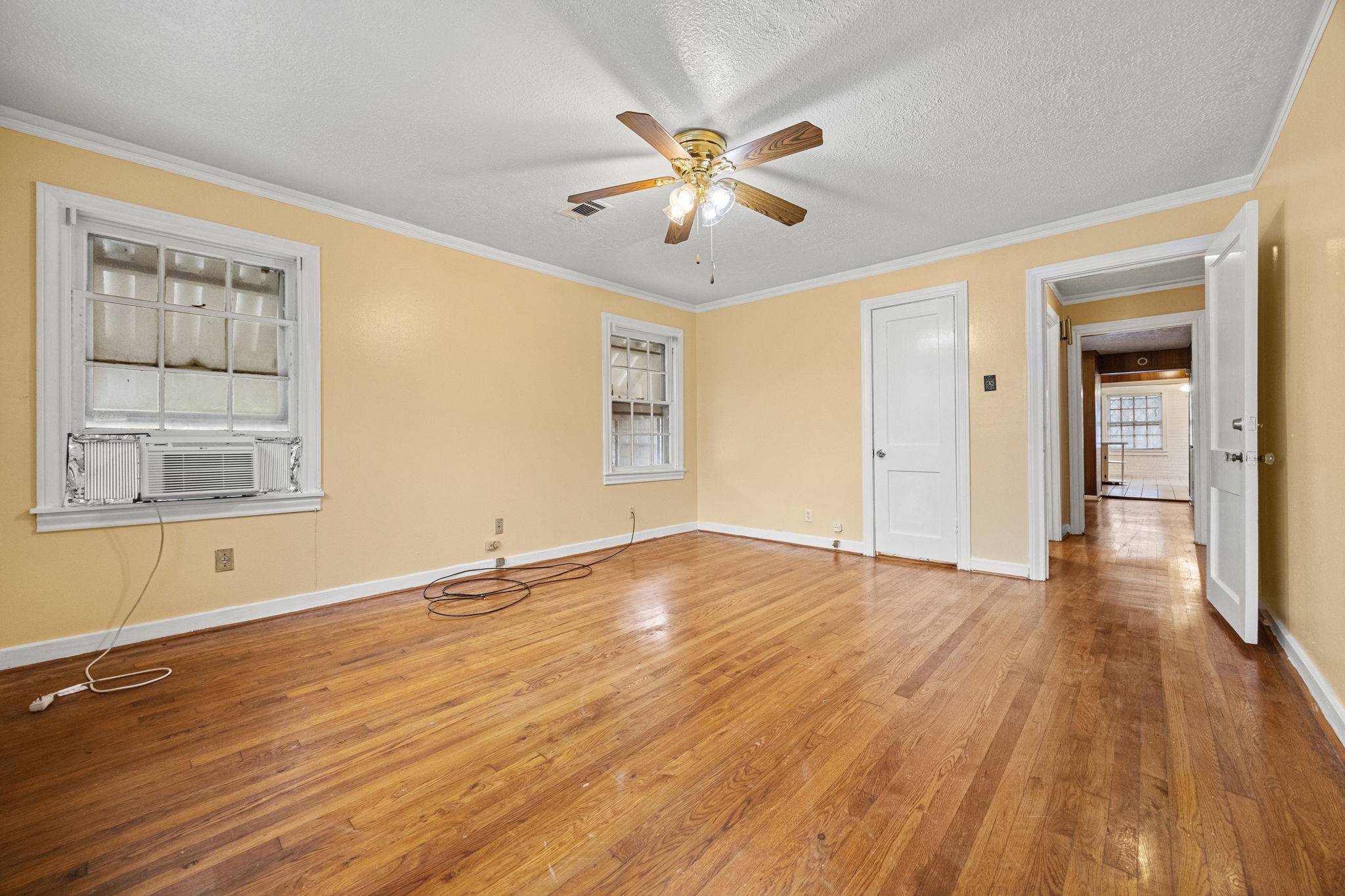 5201 Irvington Boulevard Property Photo 23