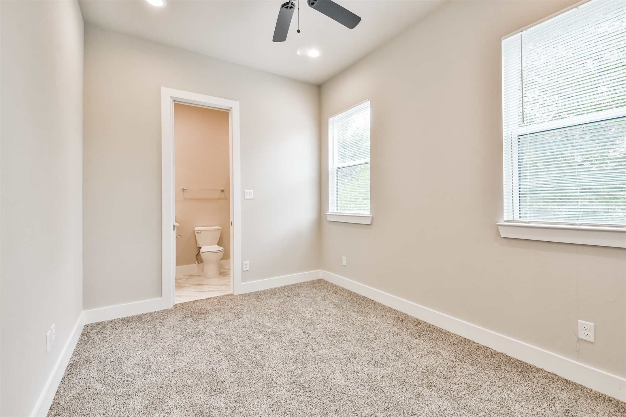810 Mansfield Street Property Photo 37