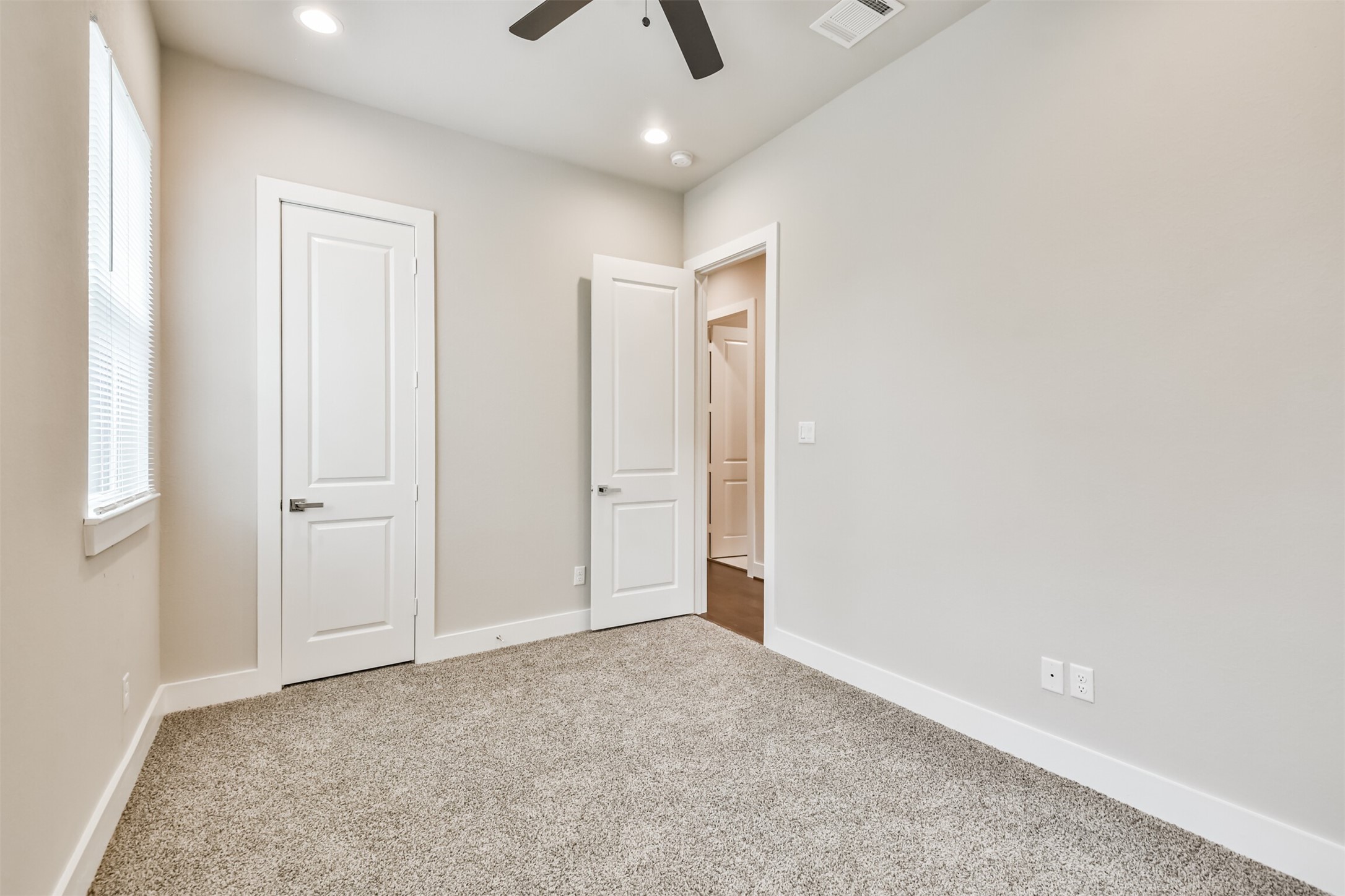 810 Mansfield Street Property Photo 39