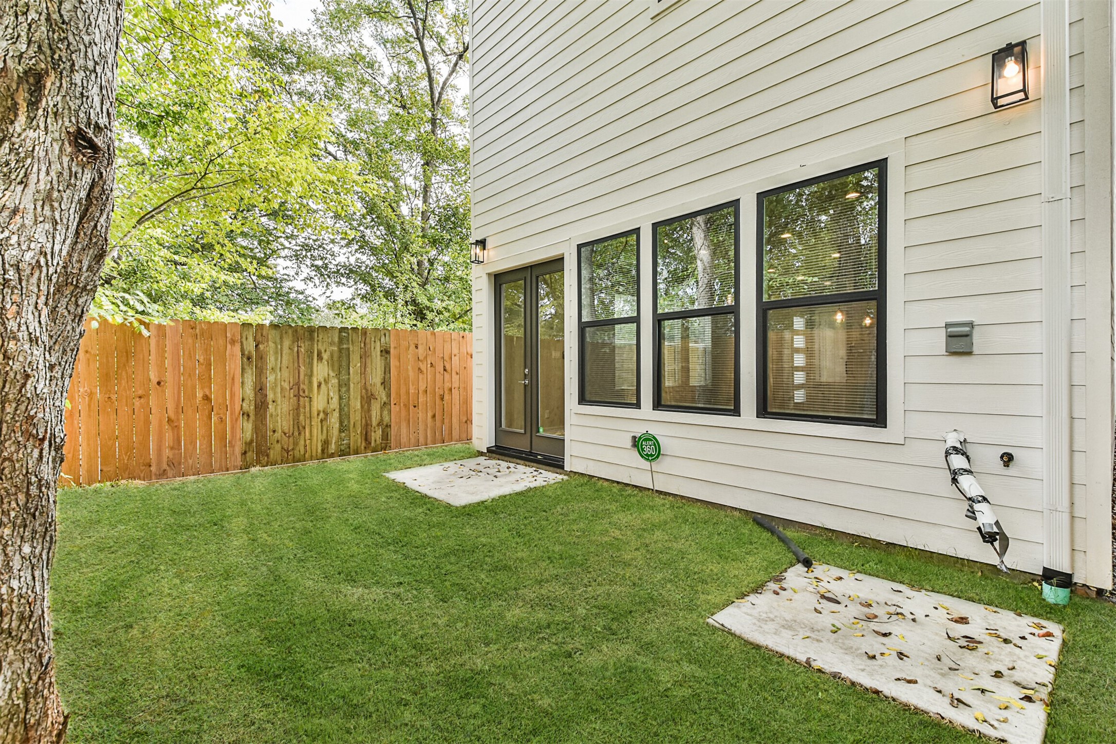 810 Mansfield Street Property Photo 47