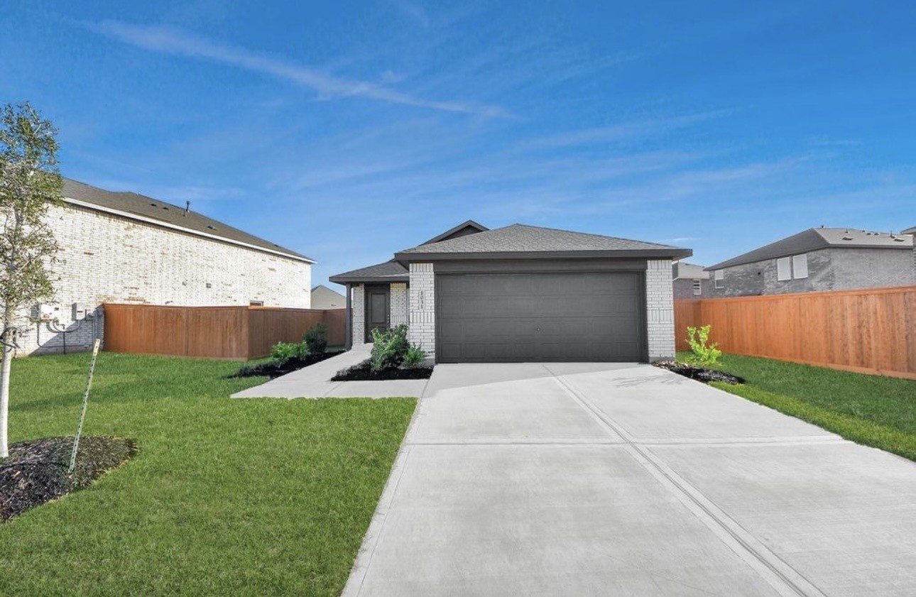 1031 Garnet Rain Circle Property Photo 1