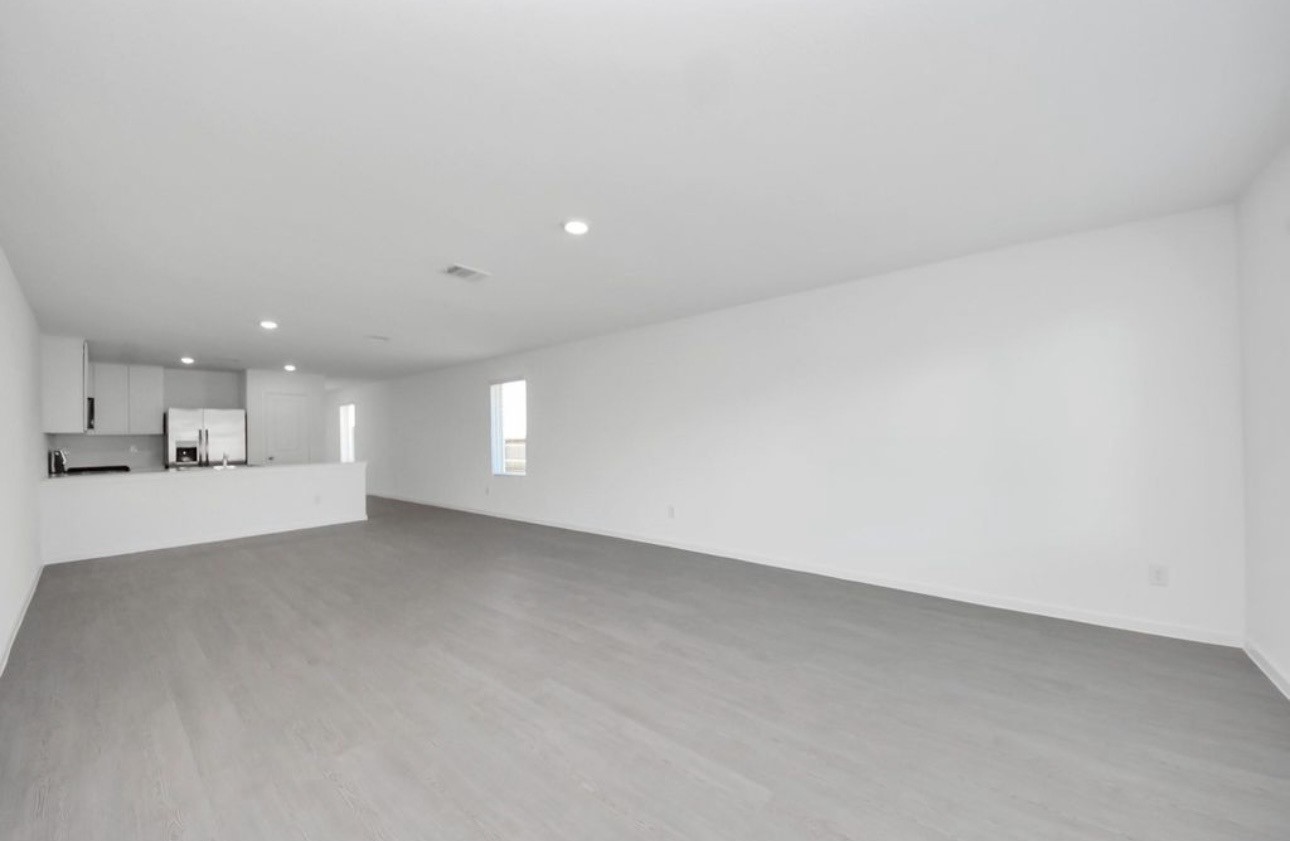 1031 Garnet Rain Circle Property Photo 4