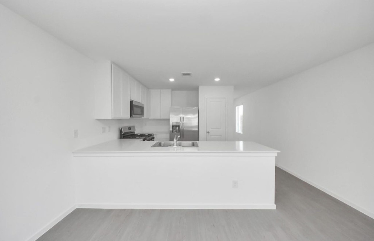 1031 Garnet Rain Circle Property Photo 5