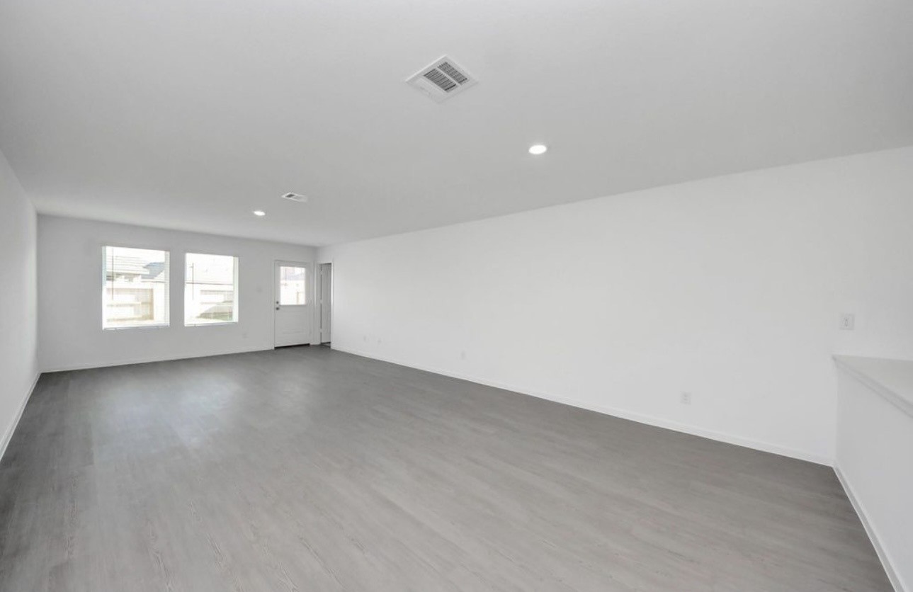 1031 Garnet Rain Circle Property Photo 9