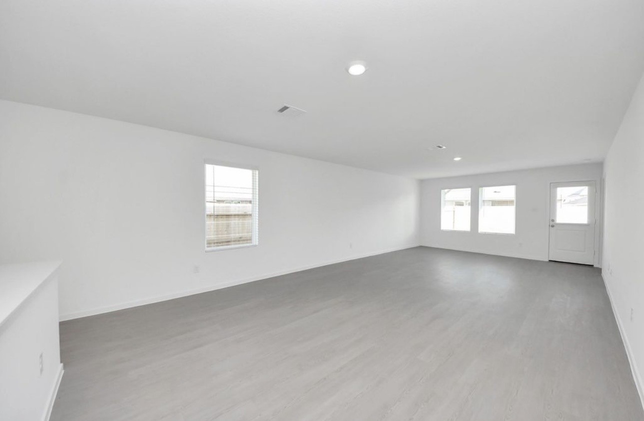 1031 Garnet Rain Circle Property Photo 10