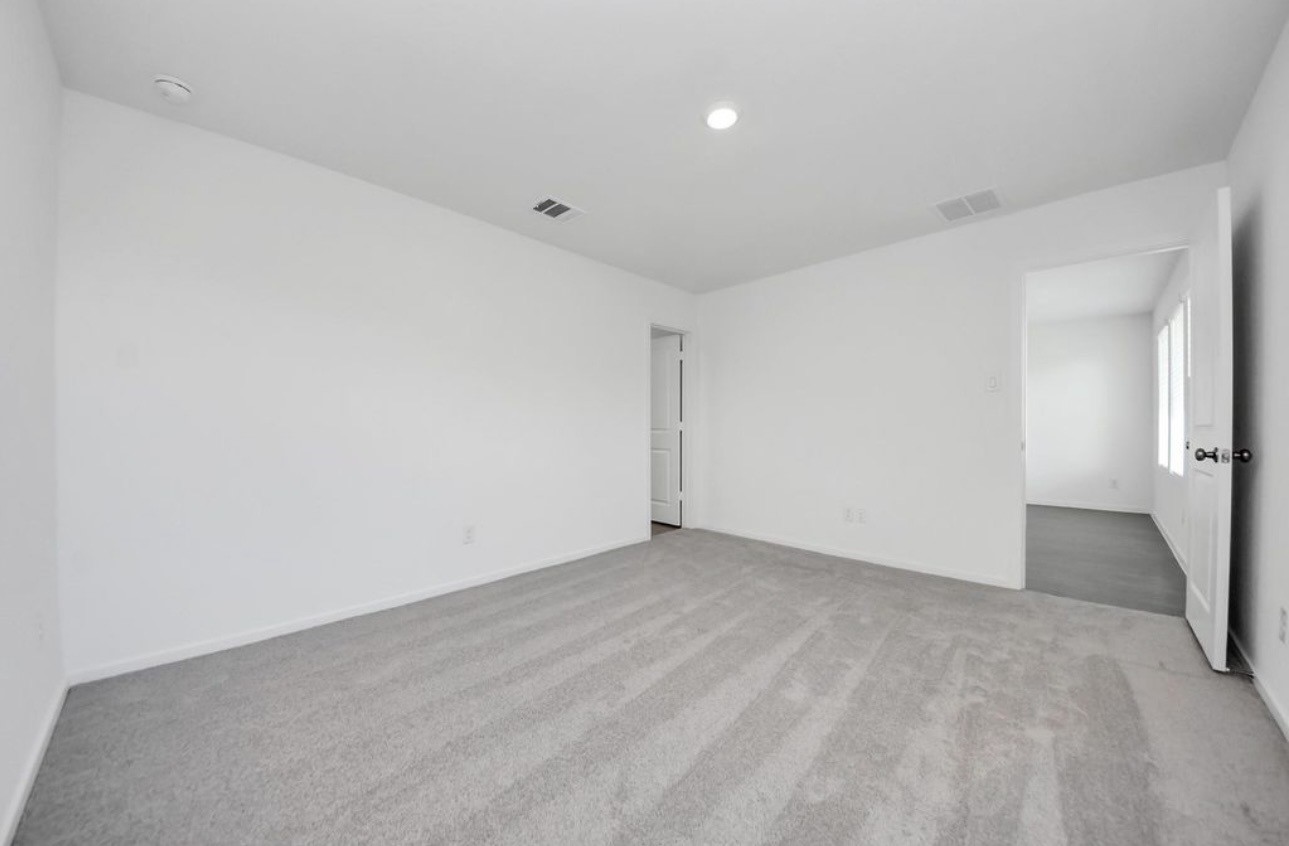 1031 Garnet Rain Circle Property Photo 11