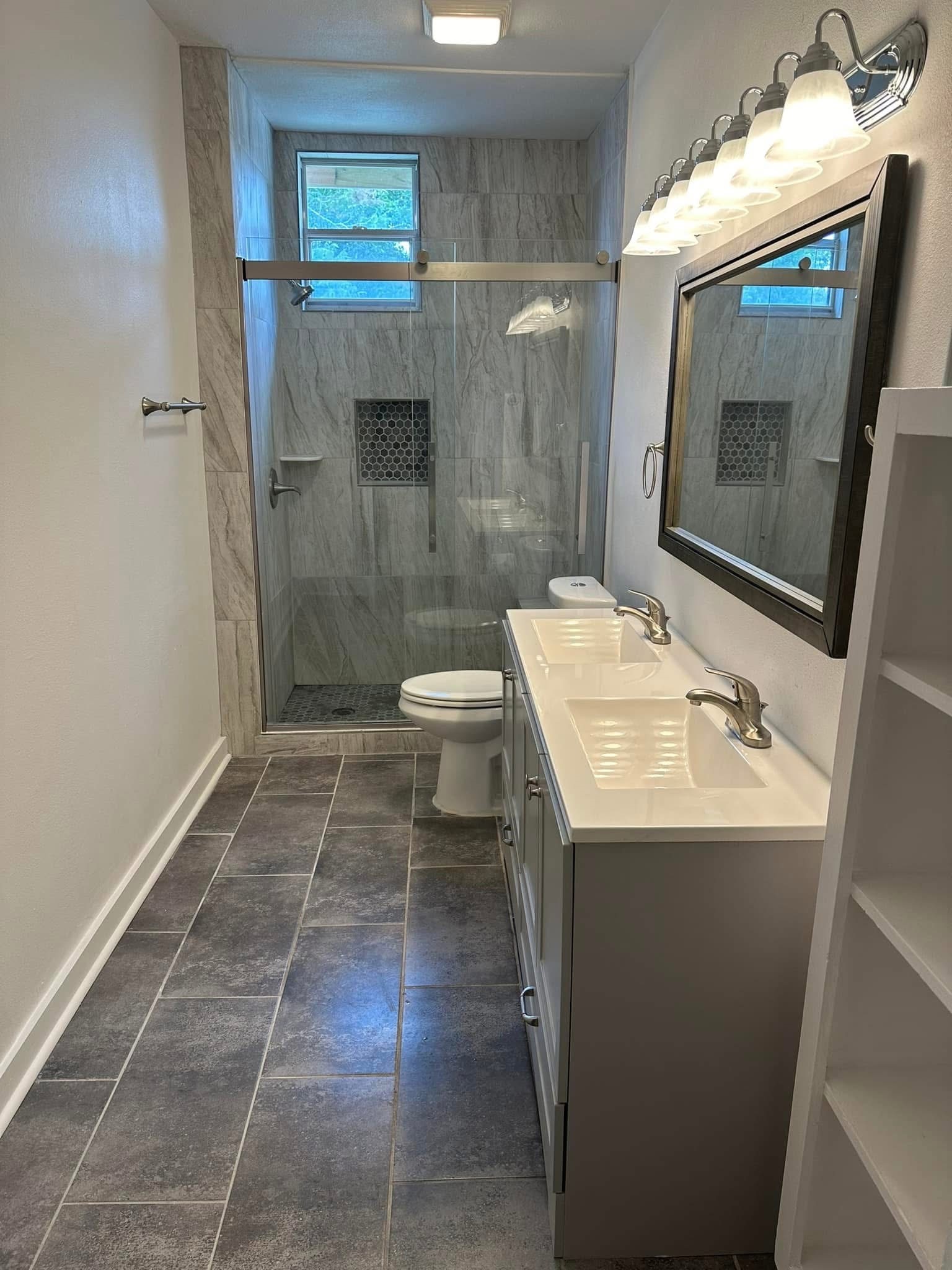 113 N Middle Street Property Photo 6